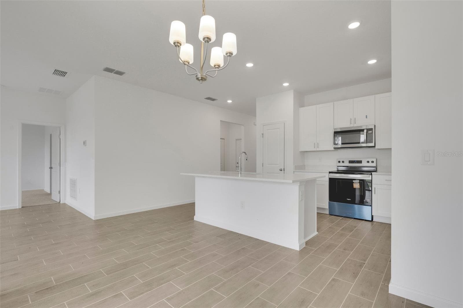 Single Family Residence at 5007 ABIGAIL DR, WINTER HAVEN, photo 21 of 35