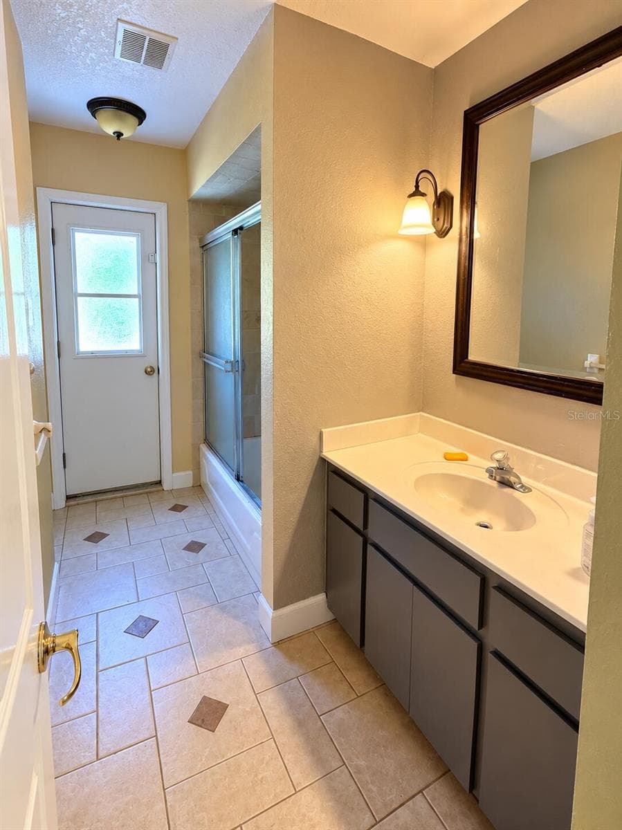Single Family Residence at 3231 CRITTENDON ST, NORTH PORT, photo 11 of 12