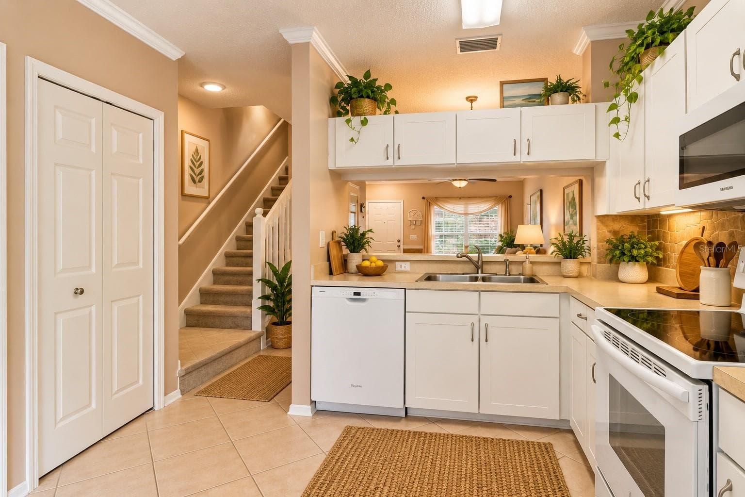 Townhouse at 4634 SABAL KEY DR, BRADENTON, photo 10 of 25