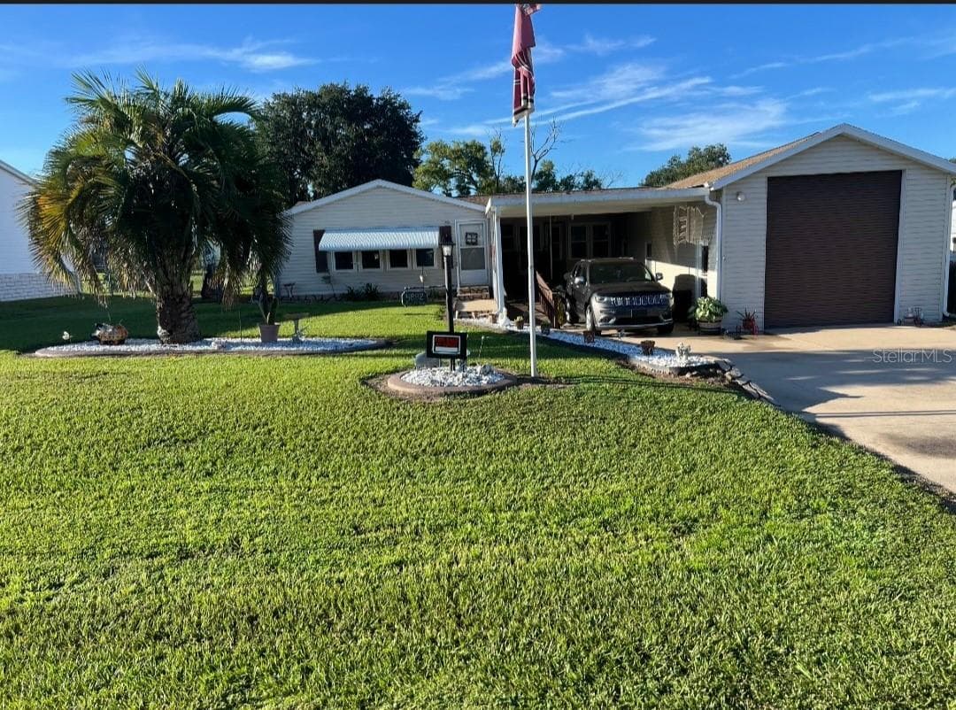 Manufactured Home at 4882 SE 130TH PL, BELLEVIEW, photo 2 of 26