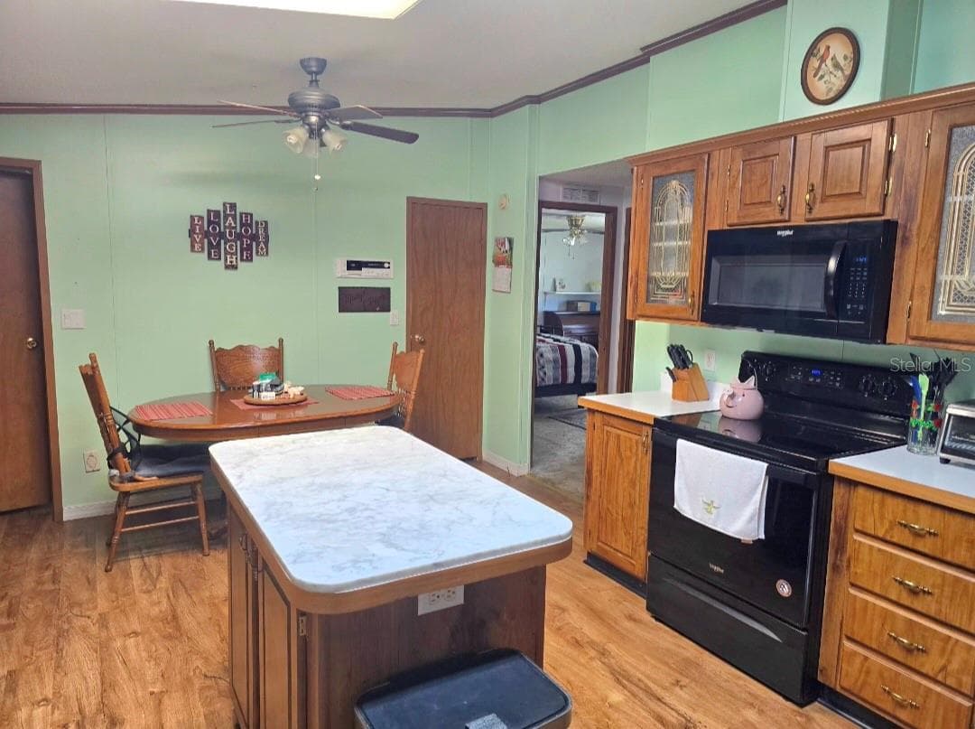 Manufactured Home at 4882 SE 130TH PL, BELLEVIEW, photo 10 of 26