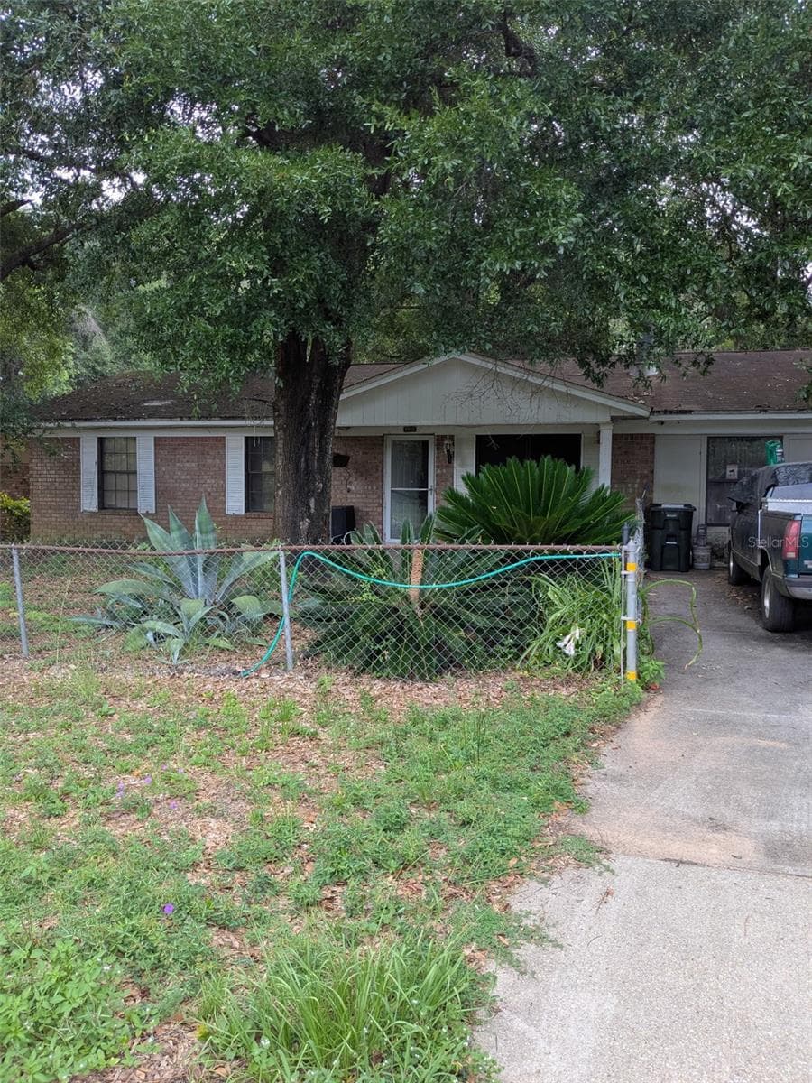 9910 OAK HAVEN RD