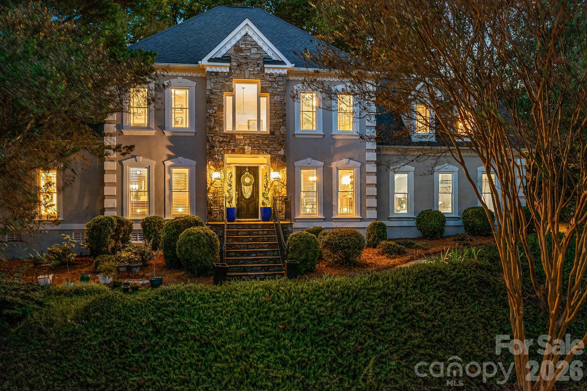 Single Family Residence at 861 Kings Crossing Drive, Concord, photo 2 of 41