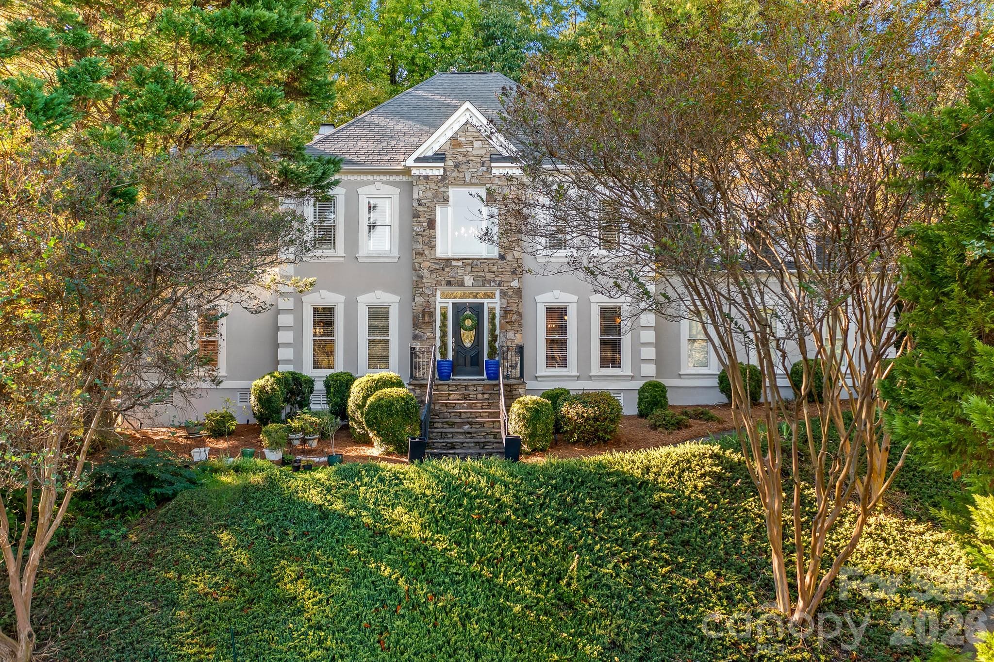 Single Family Residence at 861 Kings Crossing Drive, Concord, photo 3 of 41