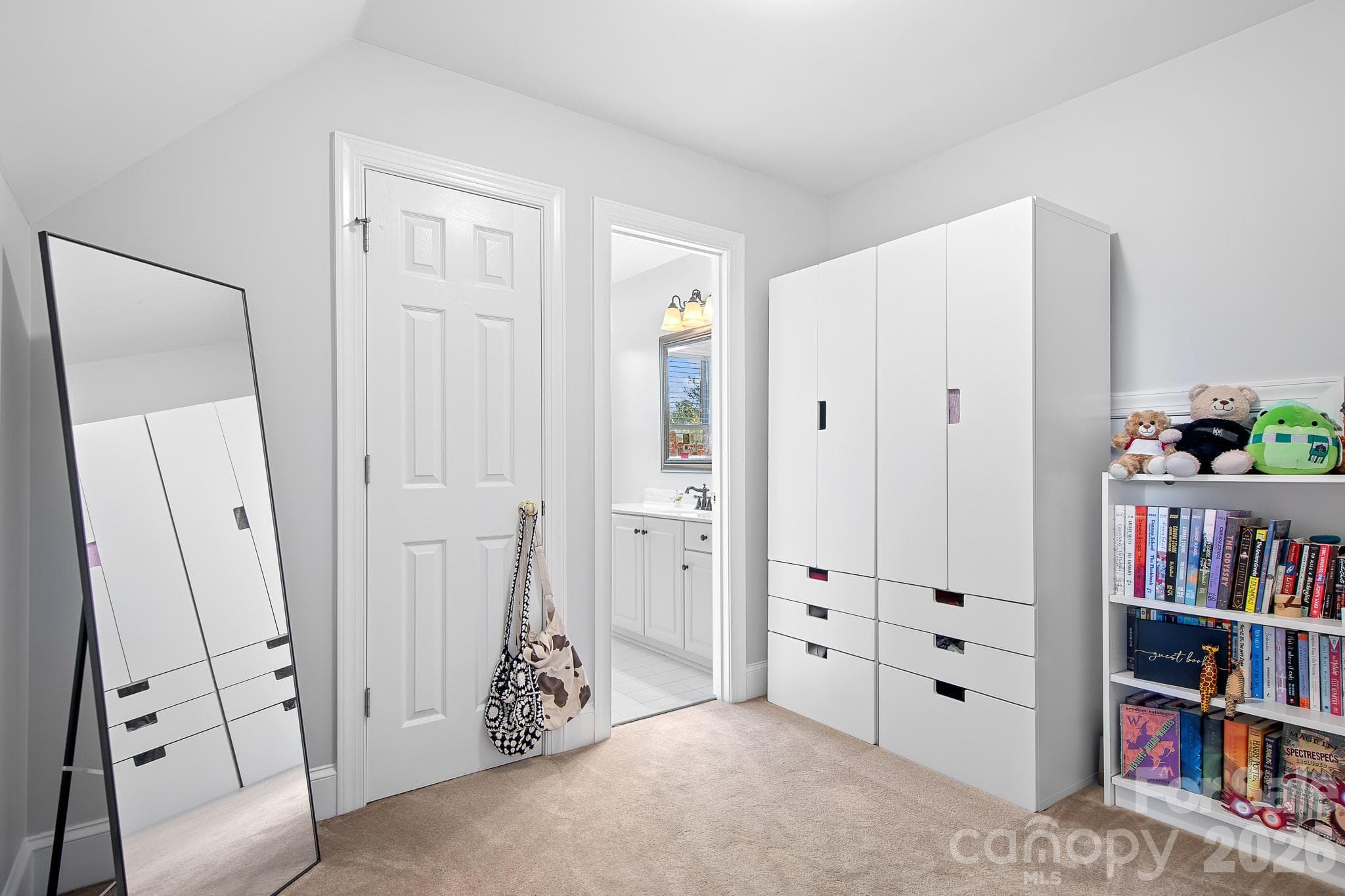 Single Family Residence at 861 Kings Crossing Drive, Concord, photo 23 of 41