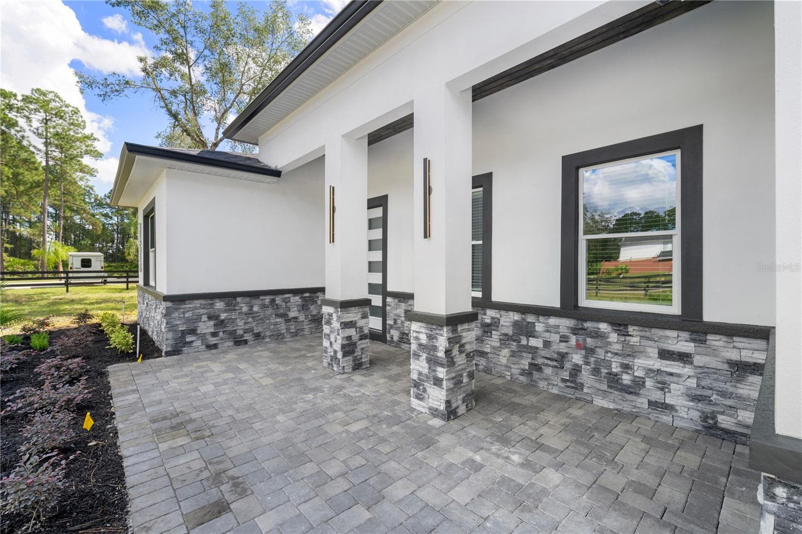 Single Family Residence at 30614 QUINCE AVE, EUSTIS, photo 5 of 61