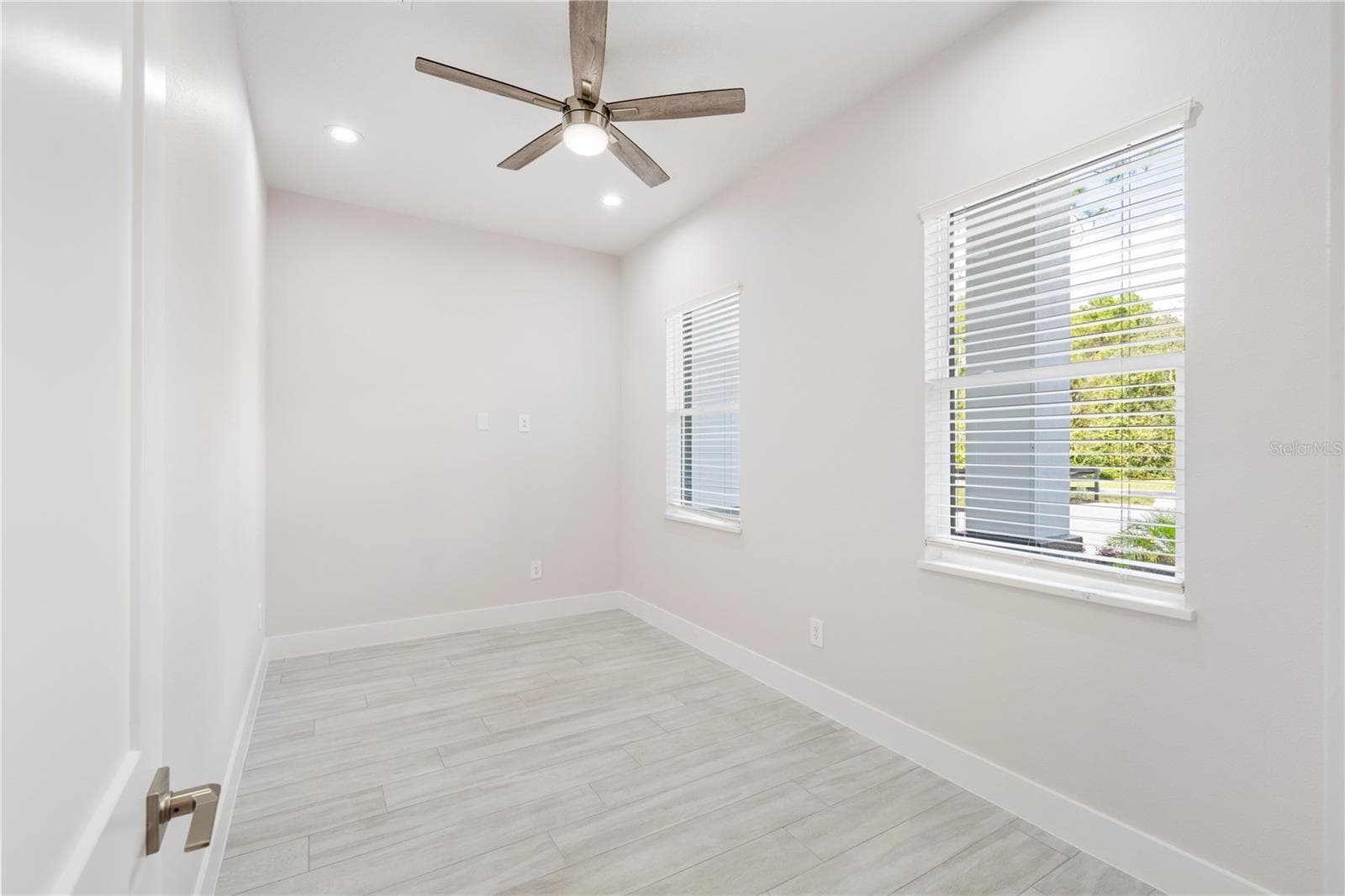 Single Family Residence at 30614 QUINCE AVE, EUSTIS, photo 28 of 61