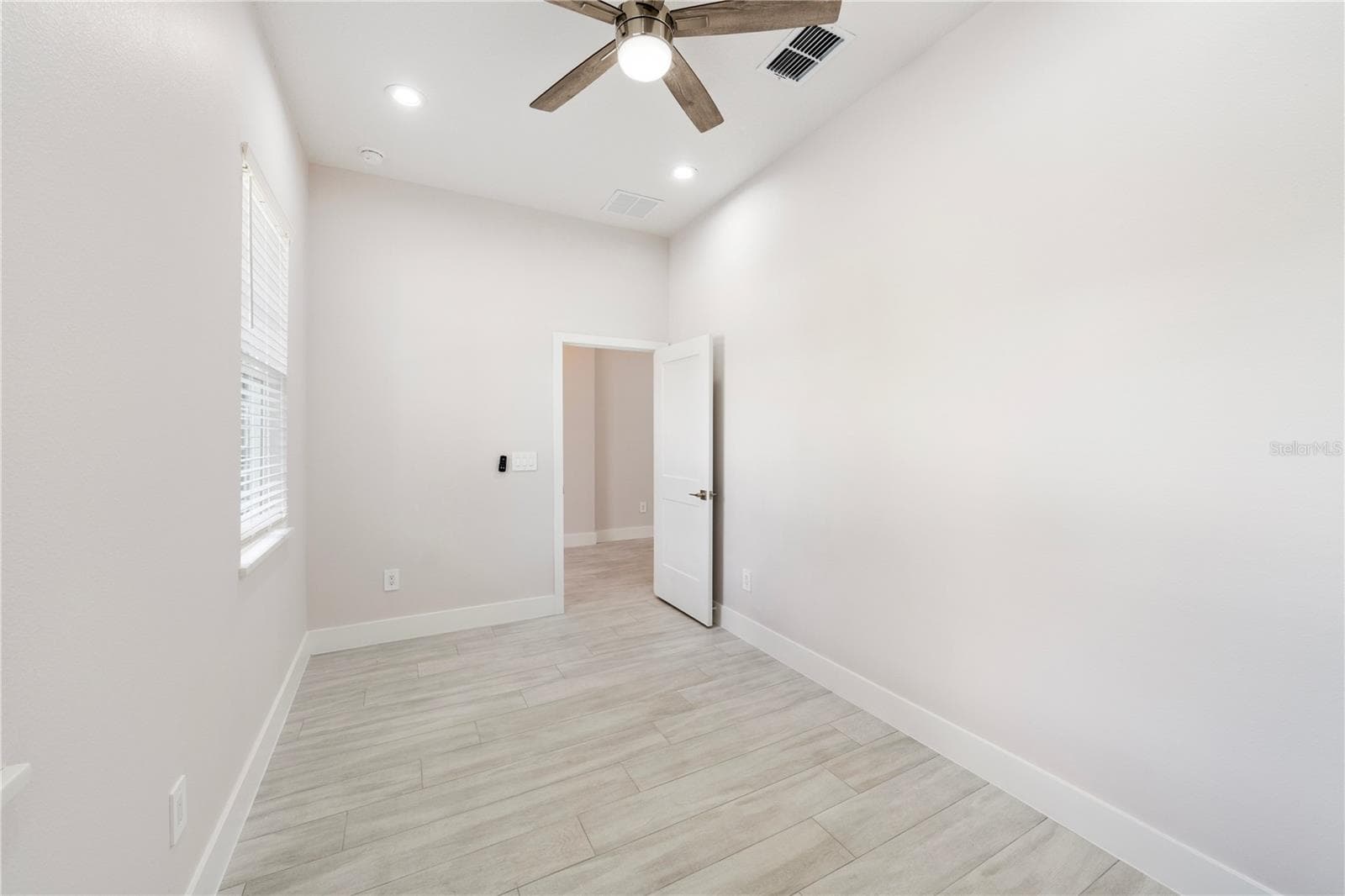 Single Family Residence at 30614 QUINCE AVE, EUSTIS, photo 29 of 61