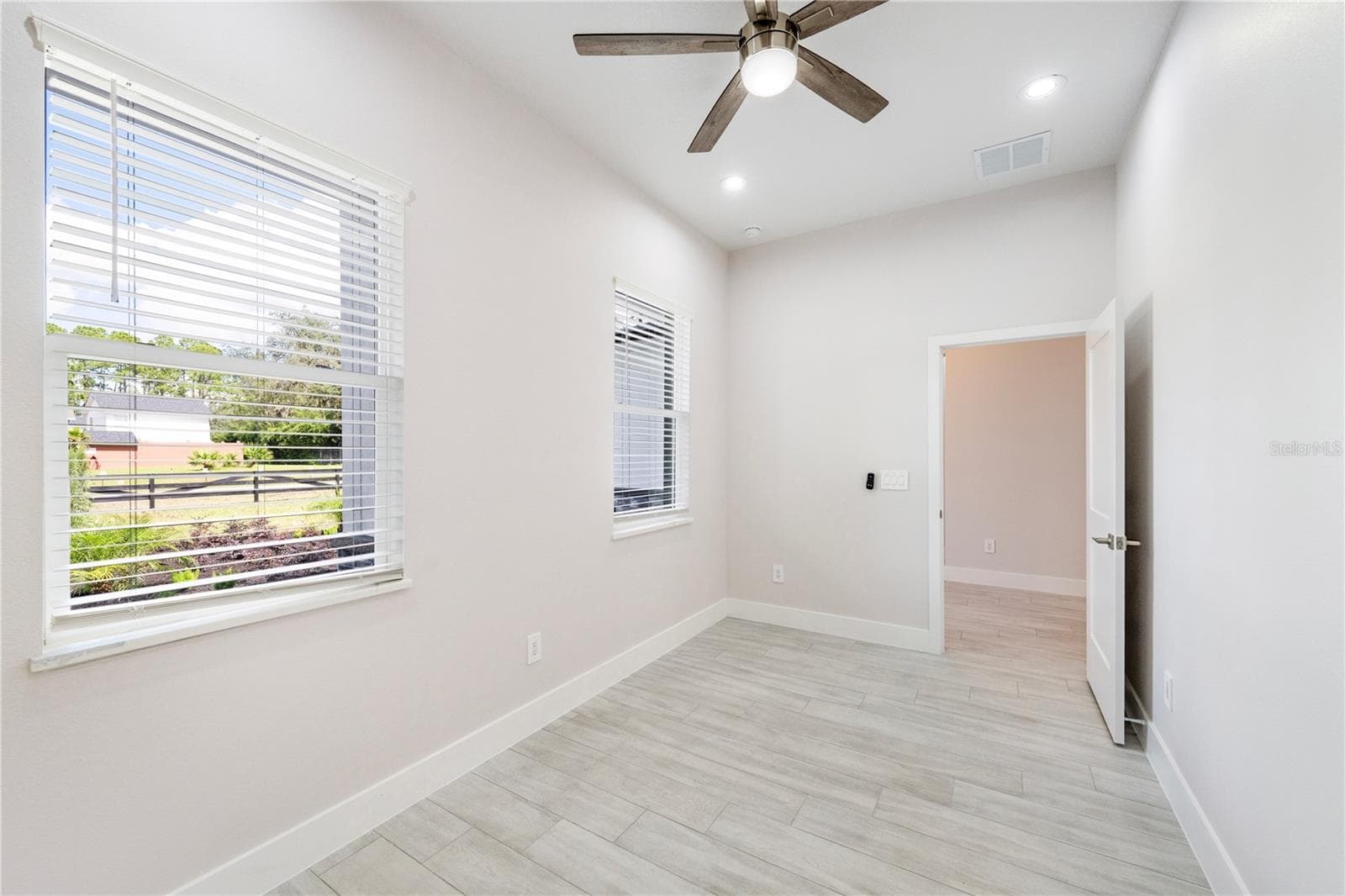 Single Family Residence at 30614 QUINCE AVE, EUSTIS, photo 30 of 61