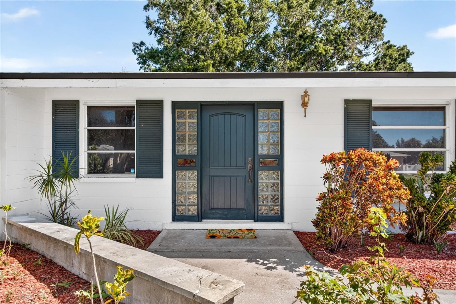 Single Family Residence at 408 13TH ST SW, RUSKIN, photo 4 of 65