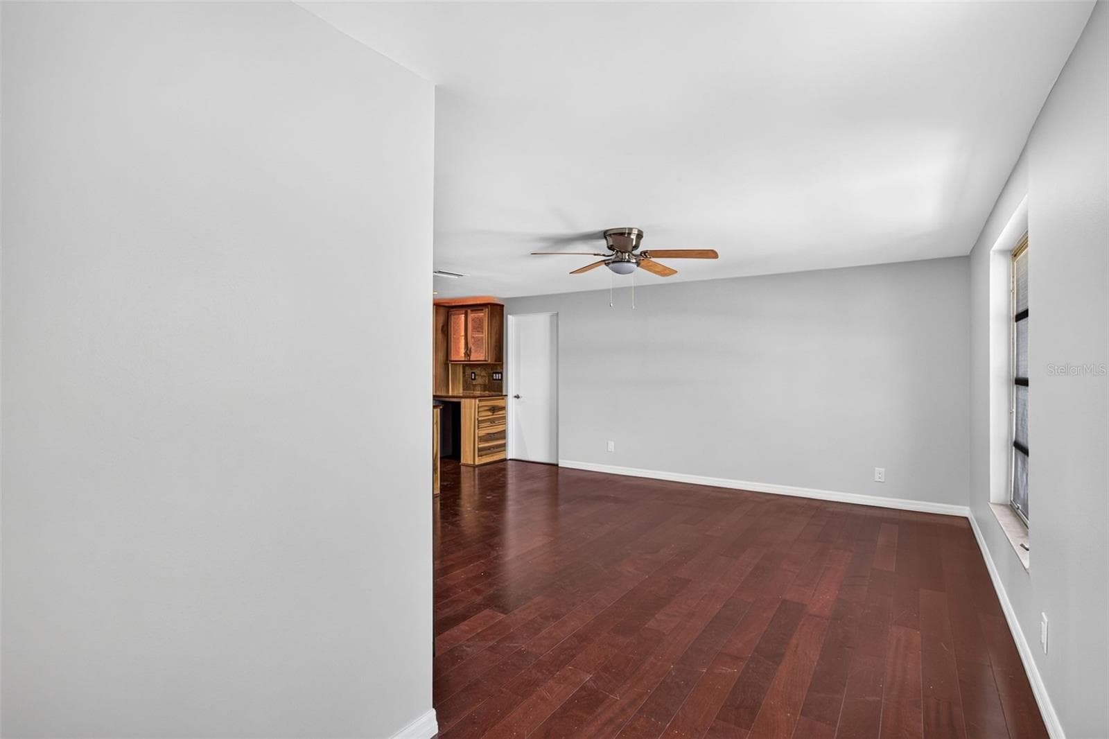 Single Family Residence at 408 13TH ST SW, RUSKIN, photo 9 of 65