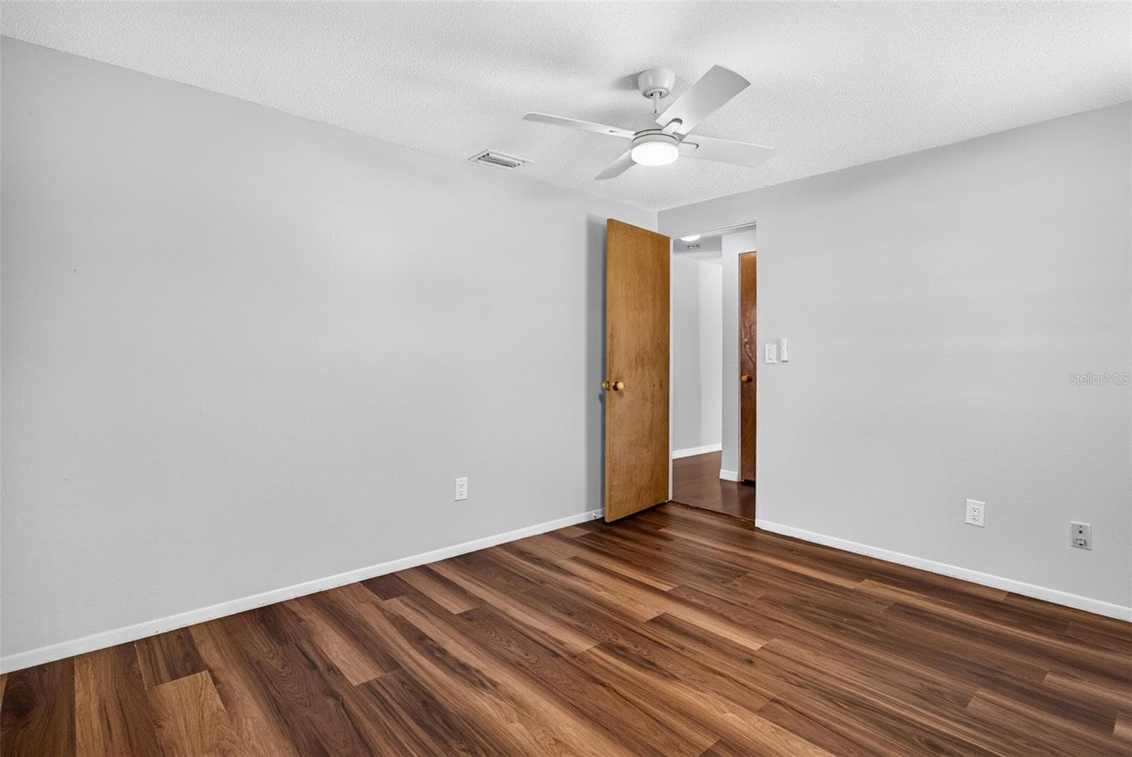Single Family Residence at 408 13TH ST SW, RUSKIN, photo 24 of 65