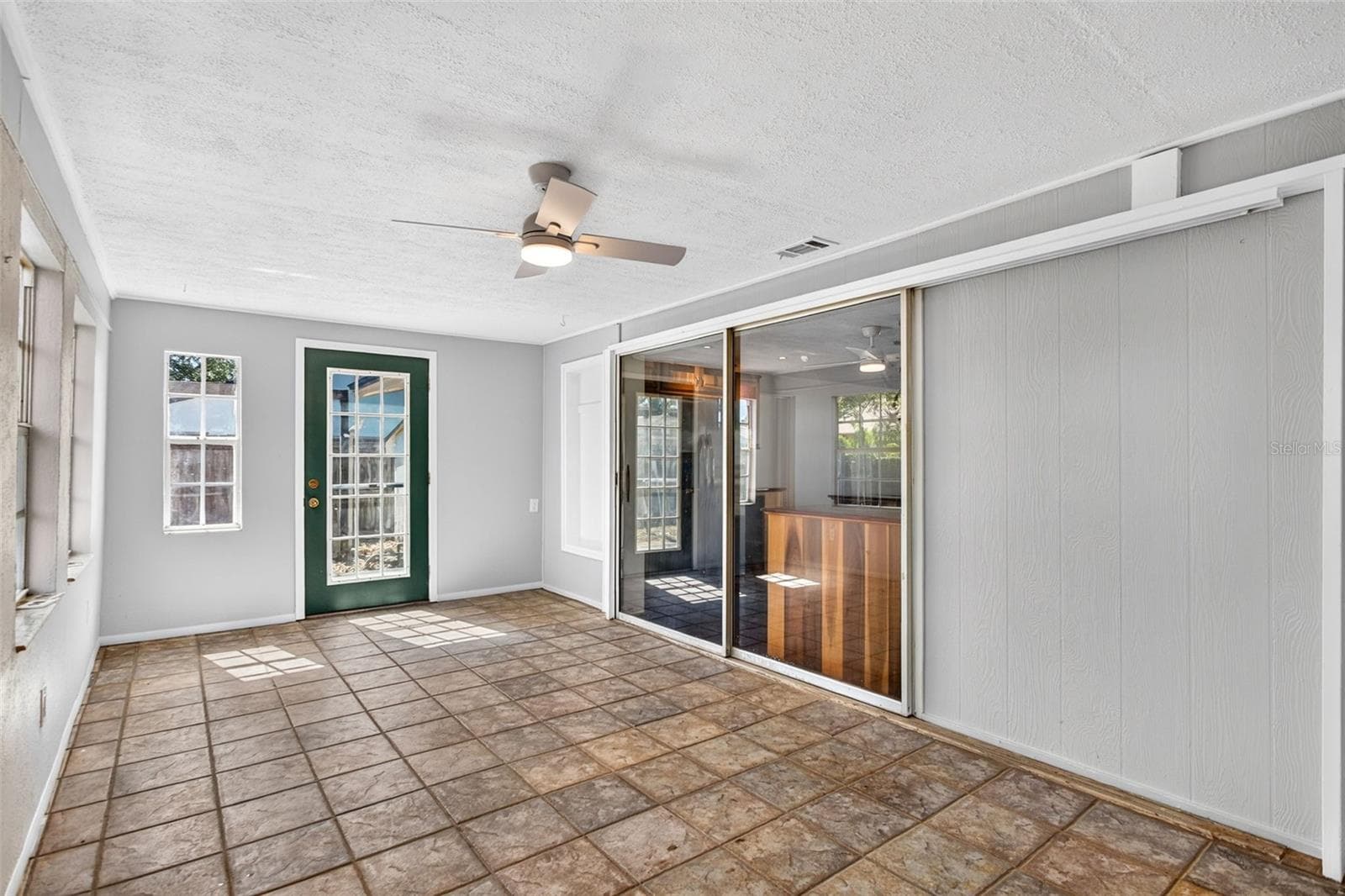 Single Family Residence at 408 13TH ST SW, RUSKIN, photo 37 of 65