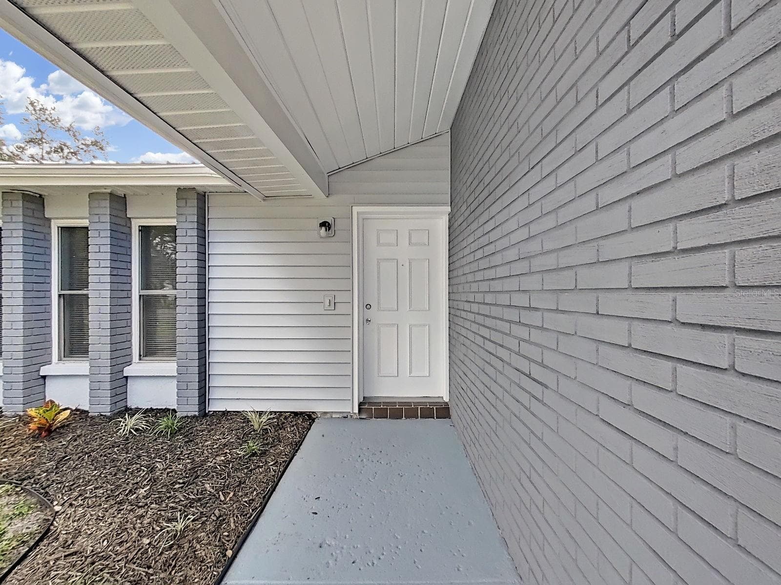Single Family Residence at 17531 BRANDYWINE DR, LUTZ, photo 5 of 46