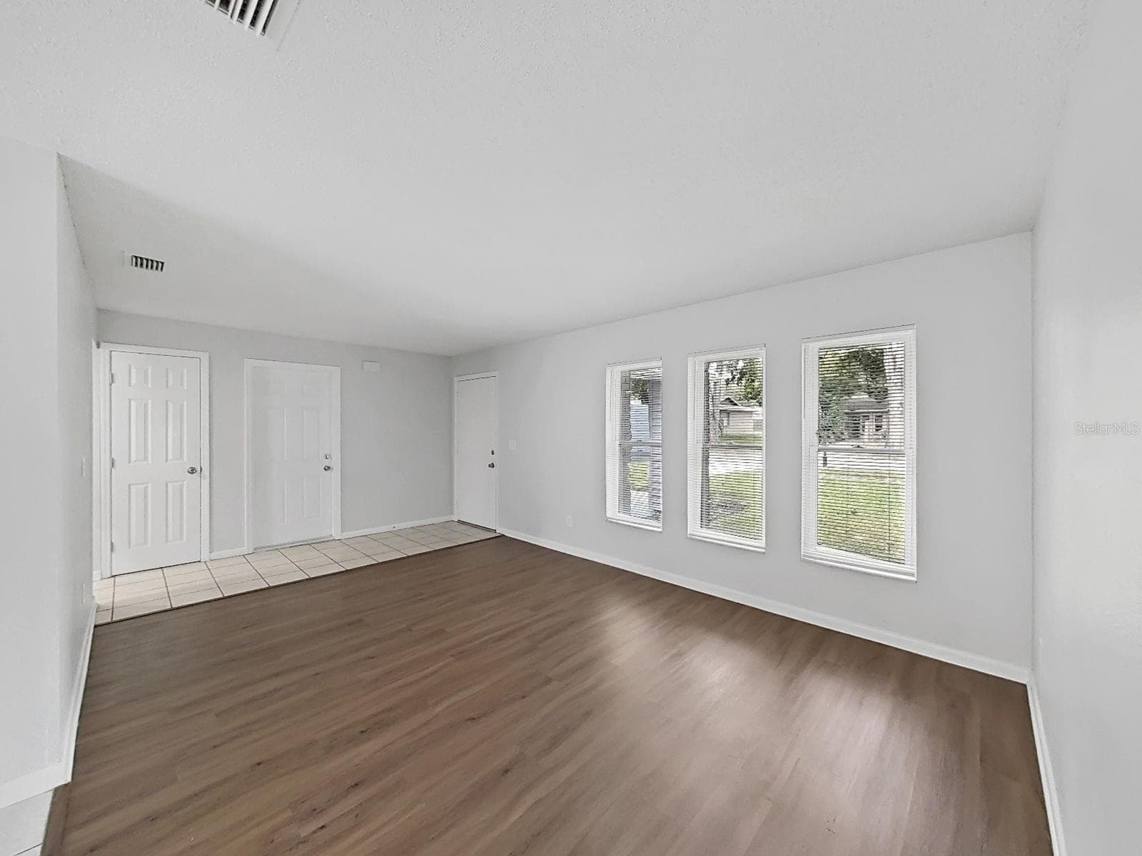 Single Family Residence at 17531 BRANDYWINE DR, LUTZ, photo 8 of 46