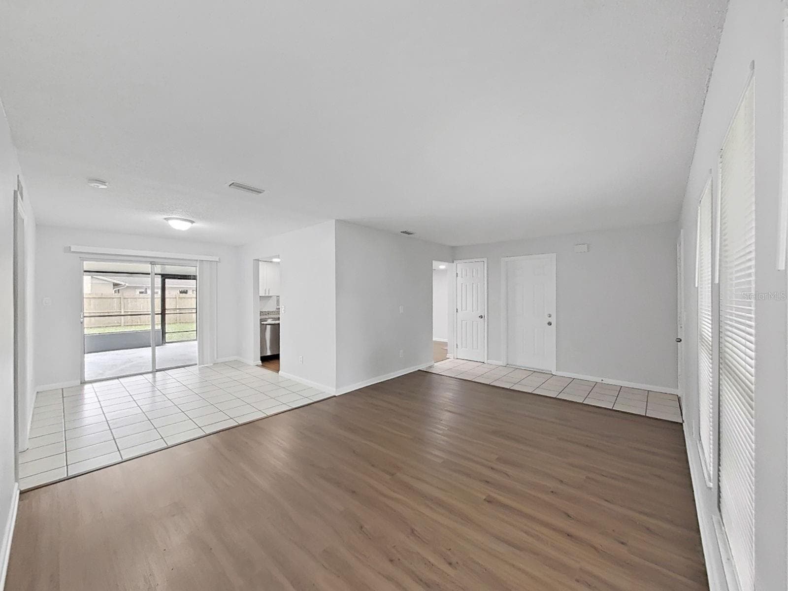 Single Family Residence at 17531 BRANDYWINE DR, LUTZ, photo 9 of 46