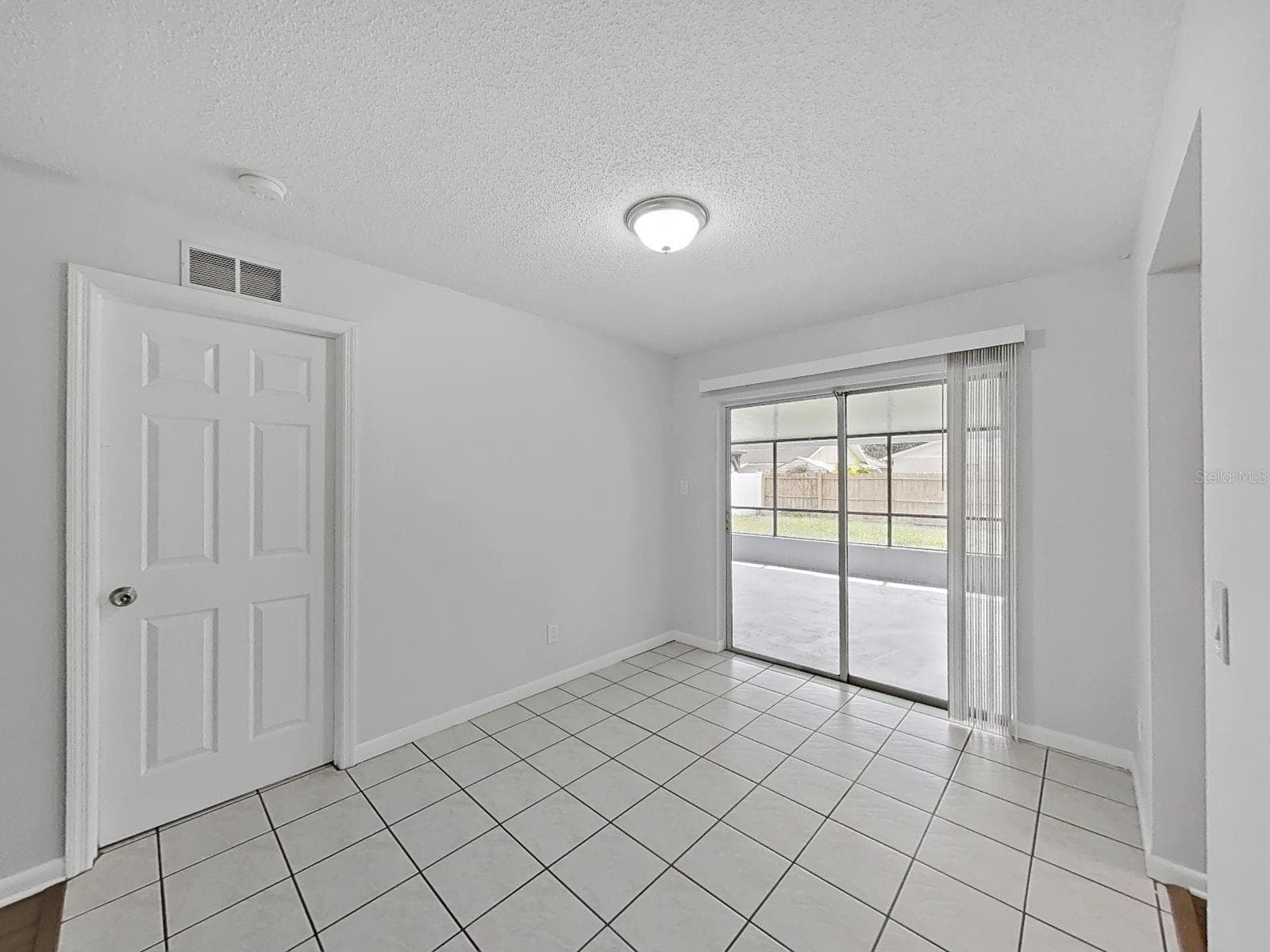 Single Family Residence at 17531 BRANDYWINE DR, LUTZ, photo 11 of 46
