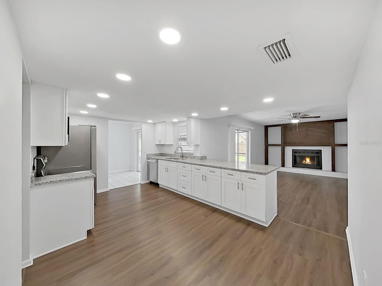 Single Family Residence at 17531 BRANDYWINE DR, LUTZ, photo 18 of 46