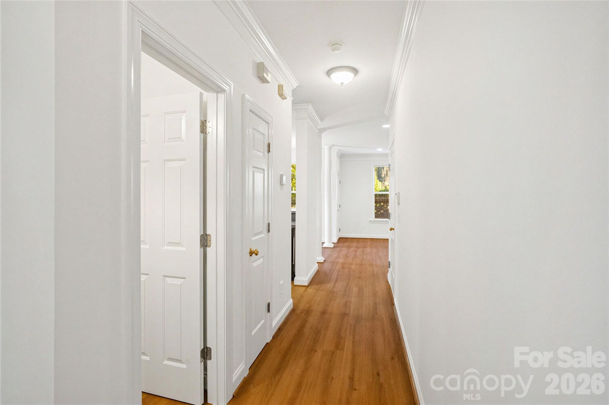 Townhouse at 4766 Hunter Crest Lane, Charlotte, photo 7 of 35
