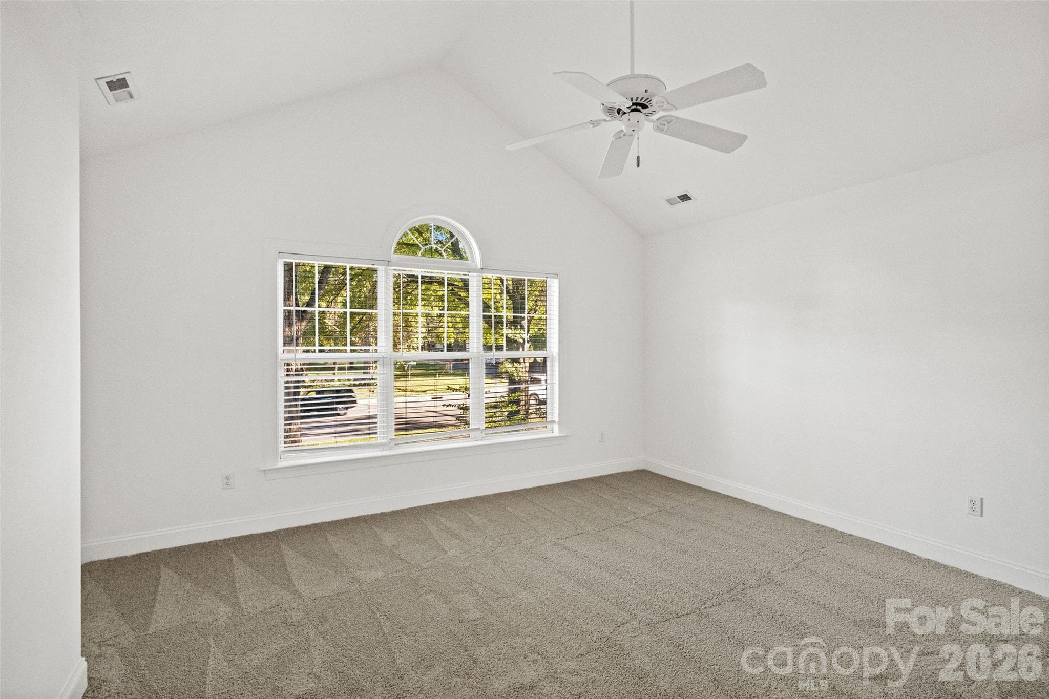 Townhouse at 4766 Hunter Crest Lane, Charlotte, photo 24 of 35