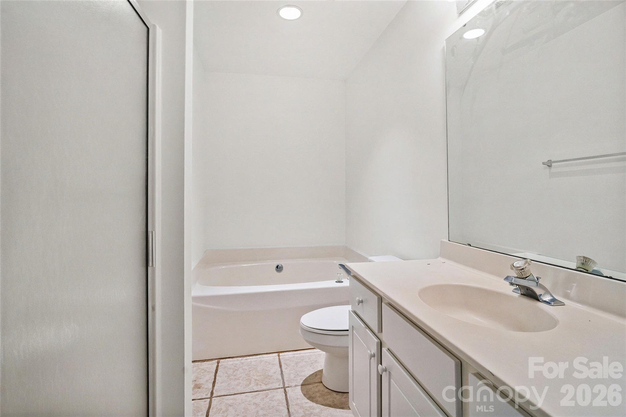Townhouse at 4766 Hunter Crest Lane, Charlotte, photo 27 of 35