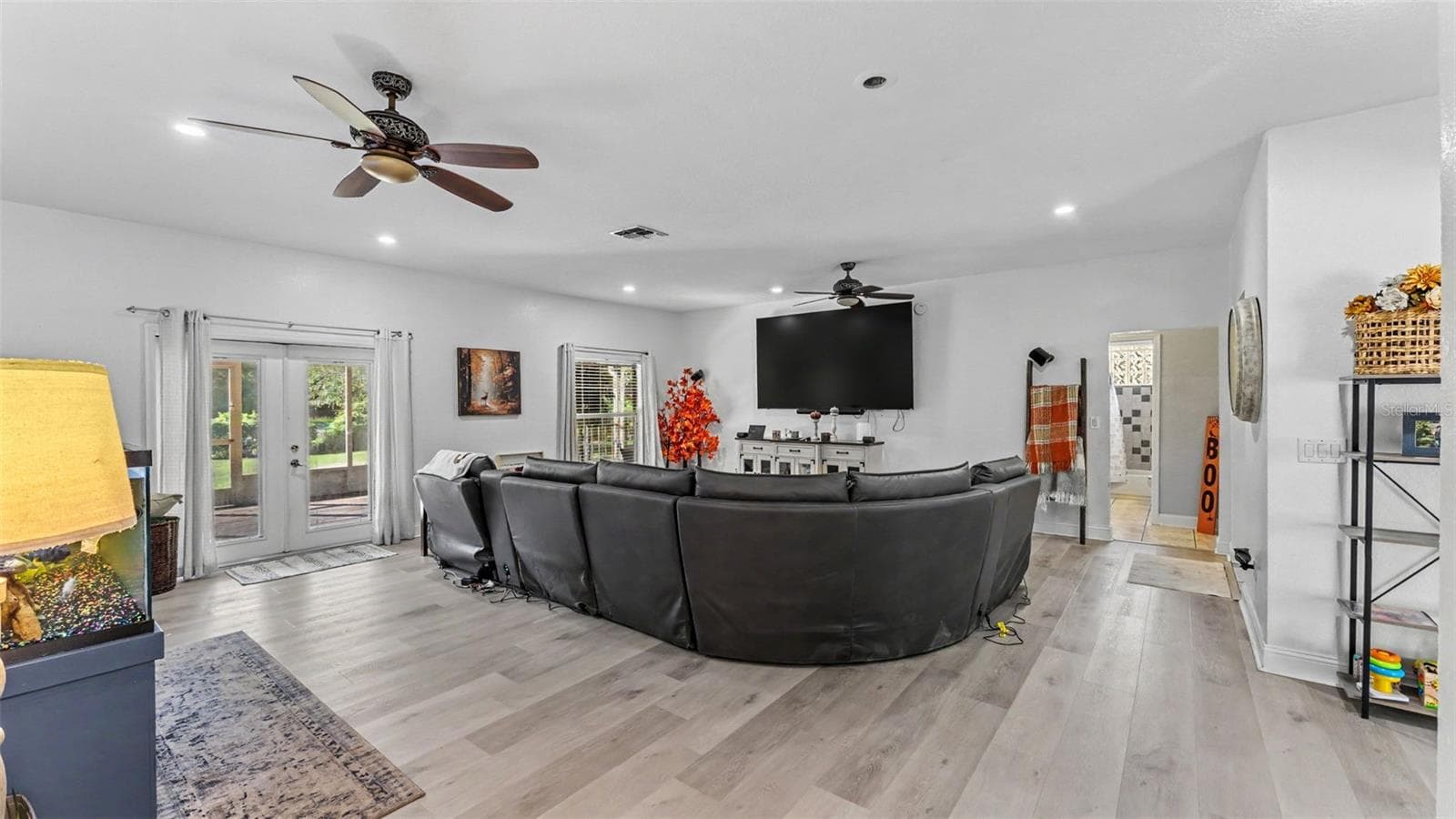 Single Family Residence at 69 PINE FOREST DR, HAINES CITY, photo 8 of 42