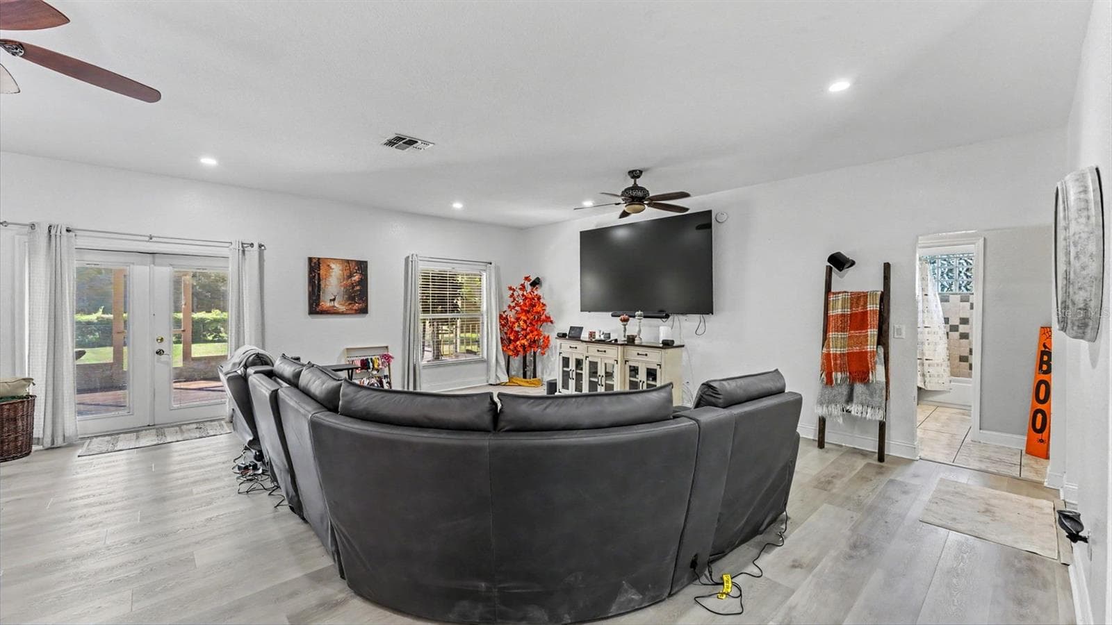 Single Family Residence at 69 PINE FOREST DR, HAINES CITY, photo 10 of 42