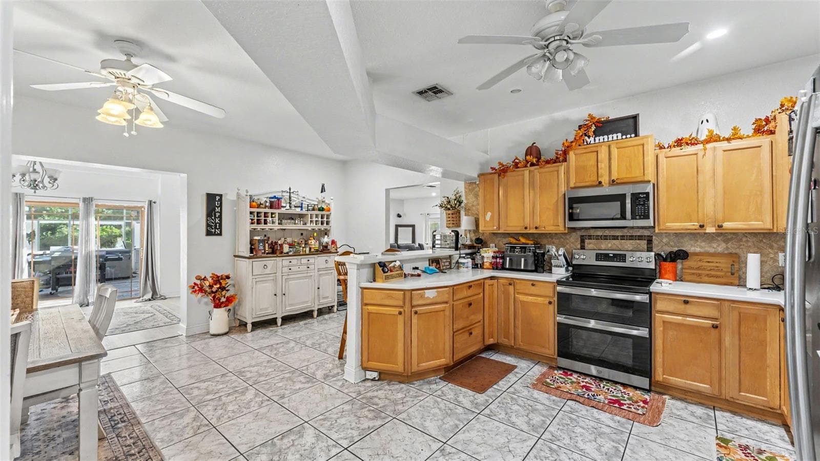 Single Family Residence at 69 PINE FOREST DR, HAINES CITY, photo 13 of 42