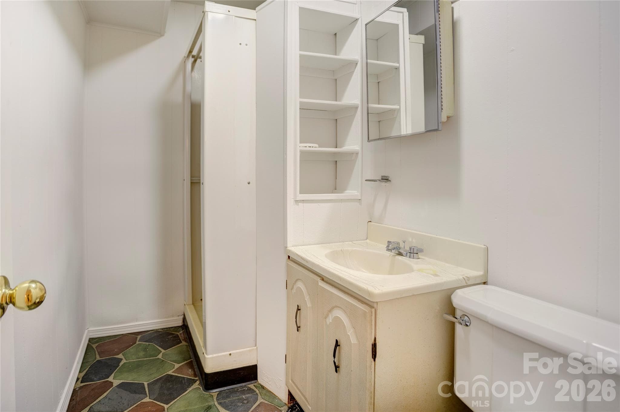 Full bath (basement) - 688 Grandview Drive NE, Concord