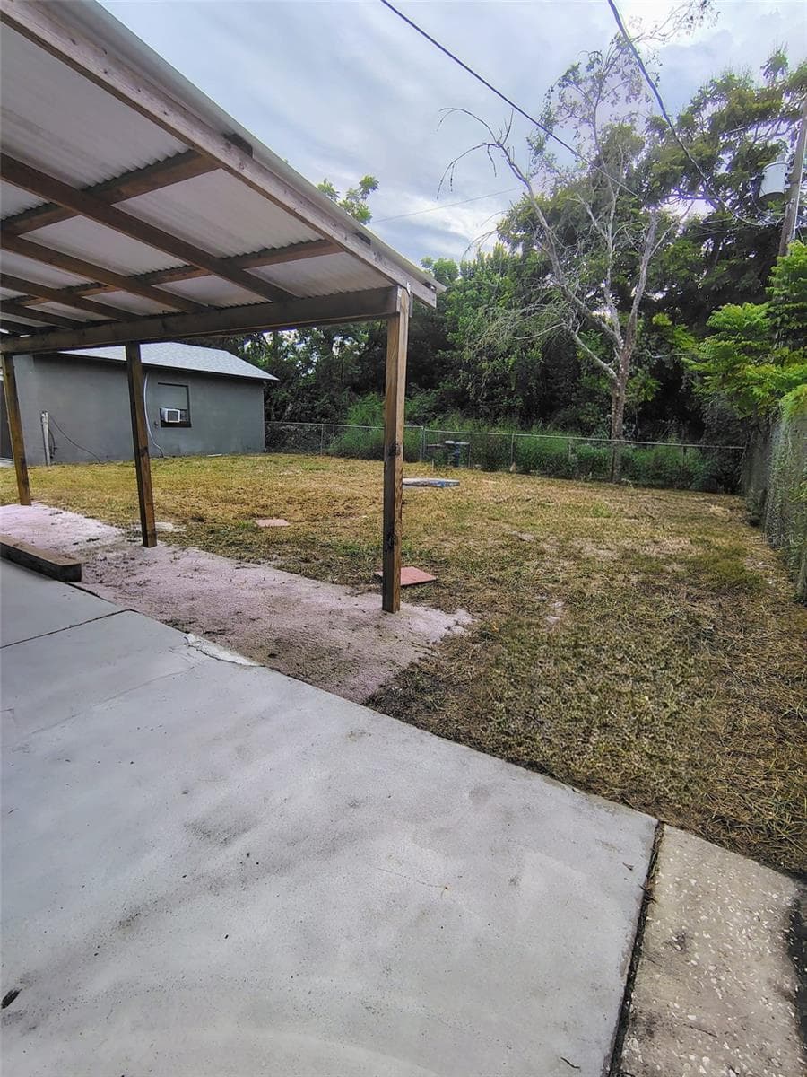 Single Family Residence at 1700 MONA AVE, OCOEE, photo 4 of 13