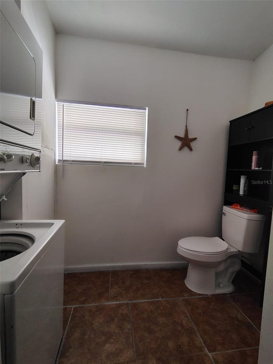 Single Family Residence at 1700 MONA AVE, OCOEE, photo 12 of 13