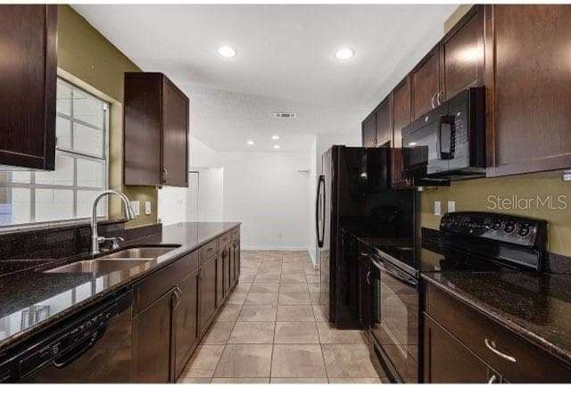 Single Family Residence at 1358 FOXBORO DR, BRANDON, photo 4 of 14