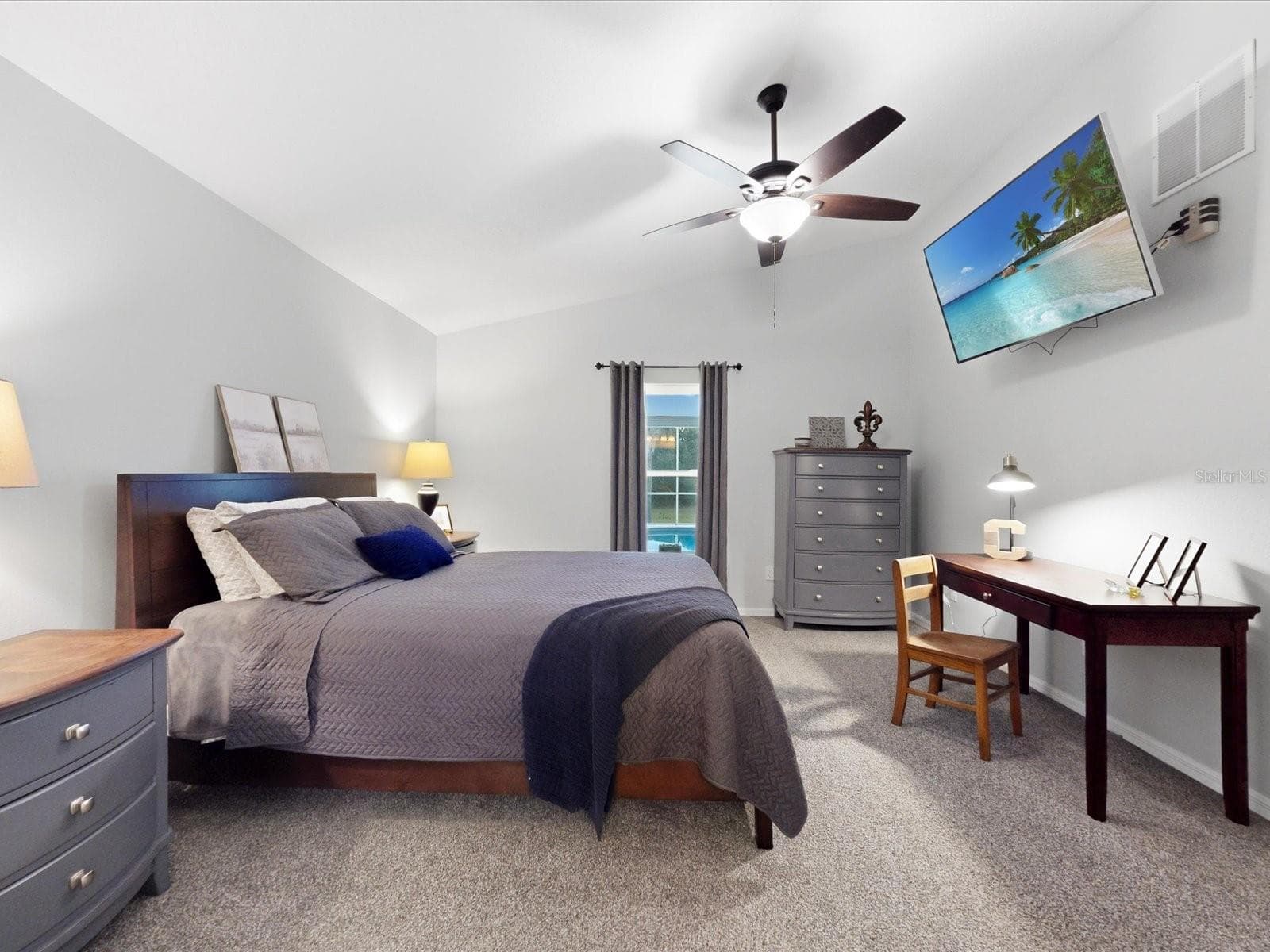 Single Family Residence at 30526 HAWTHORN AVE, EUSTIS, photo 18 of 47