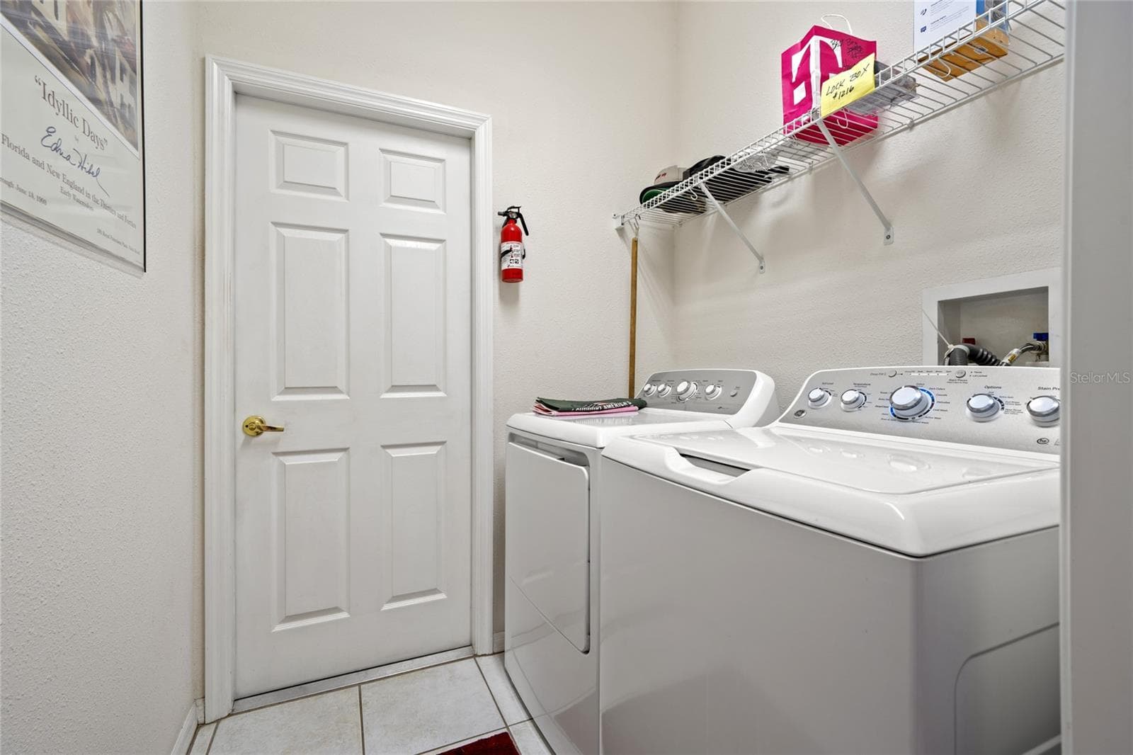 LAUNDRY ROOM - 8112 AMBERSWEET PL, LAND O LAKES