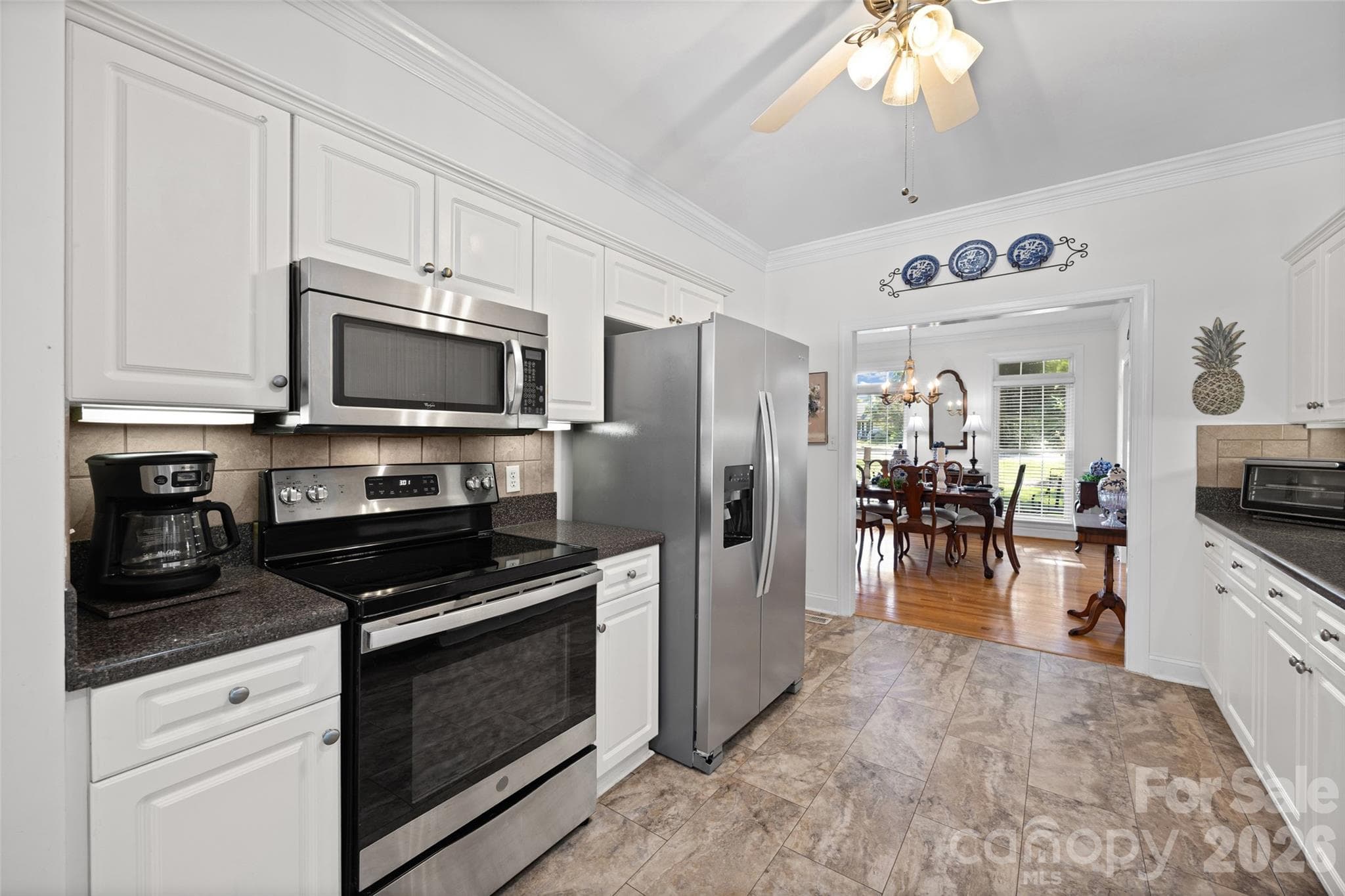 All appliances stay - 2005 Westridge Drive, Rock Hill