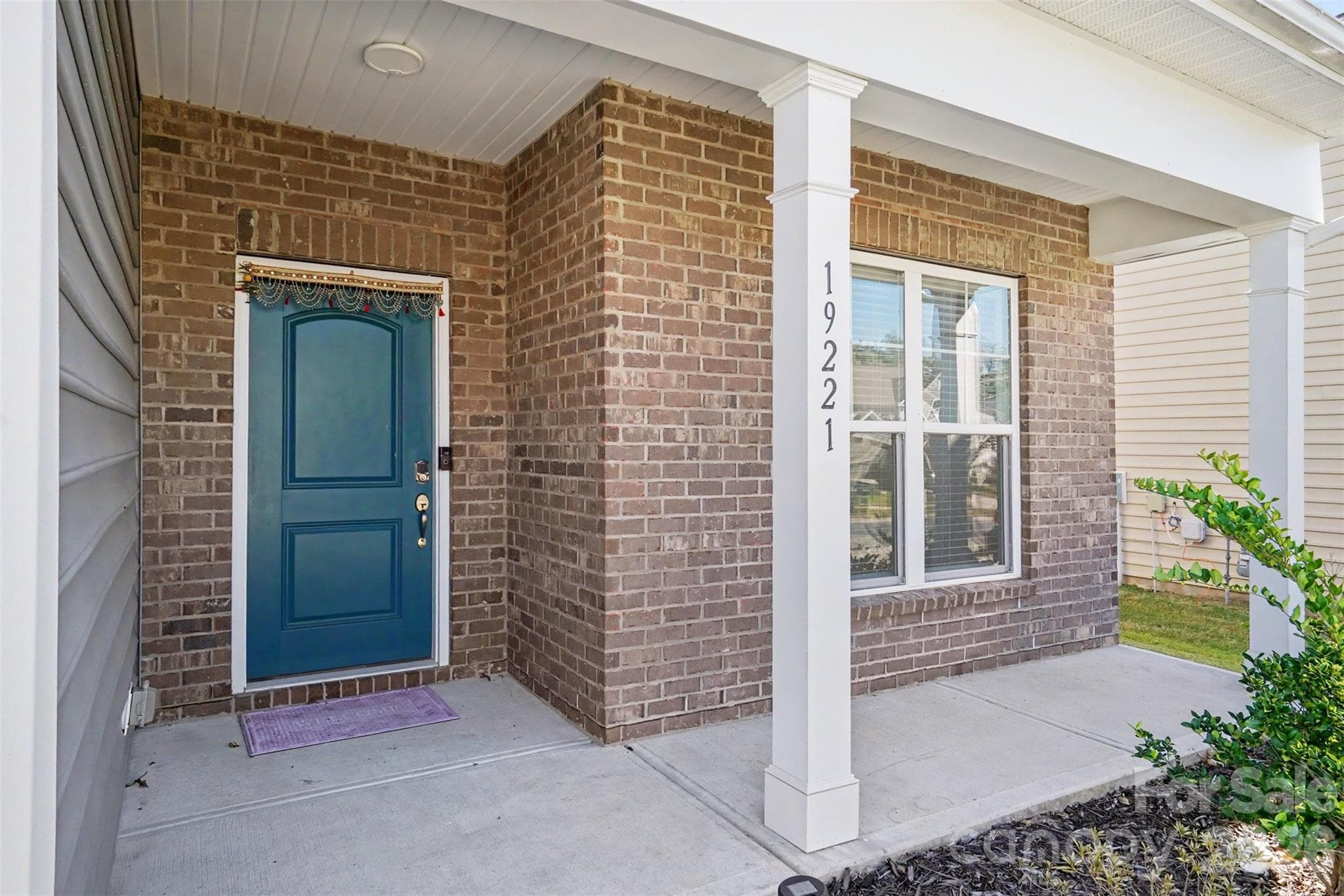 Single Family Residence at 19221 Yellow Birch Drive, Charlotte, photo 24 of 28