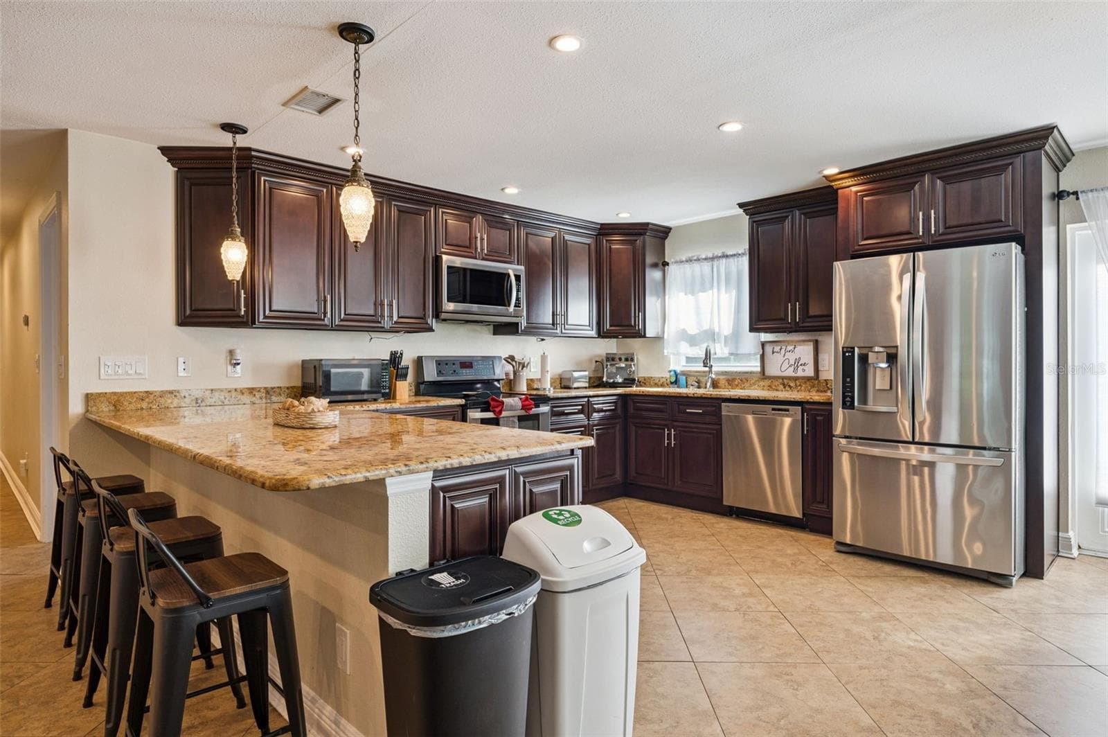 Single Family Residence at 2614 FAIRVIEW AVE, SEFFNER, photo 13 of 41