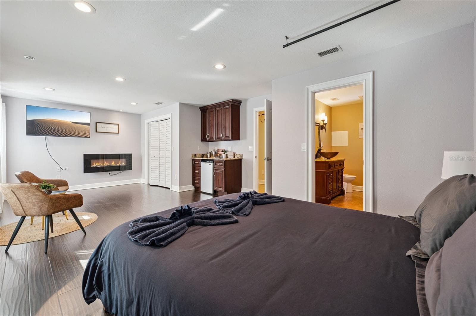 Single Family Residence at 2614 FAIRVIEW AVE, SEFFNER, photo 18 of 41