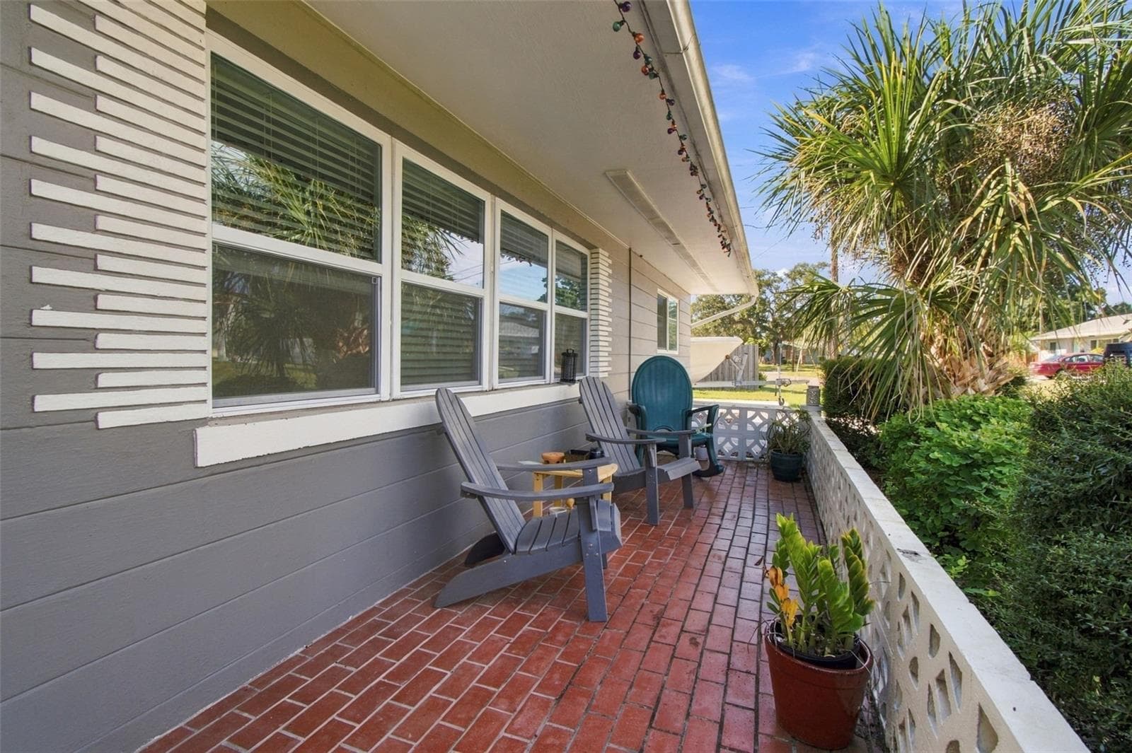 Front Porch - 3653 68TH ST N, ST PETERSBURG