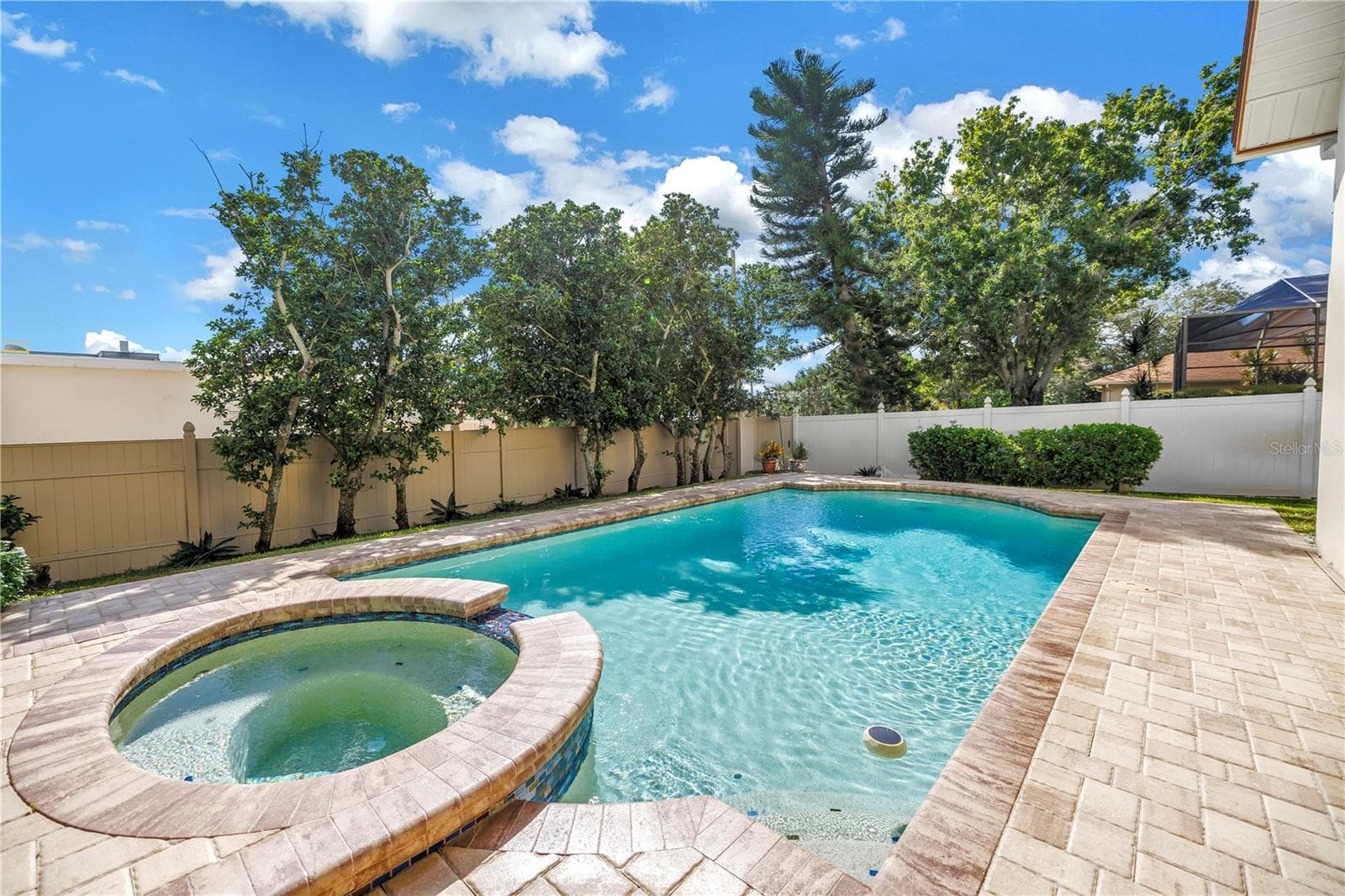 Single Family Residence at 13000 FARMINGTON TRL, SEMINOLE, photo 4 of 33