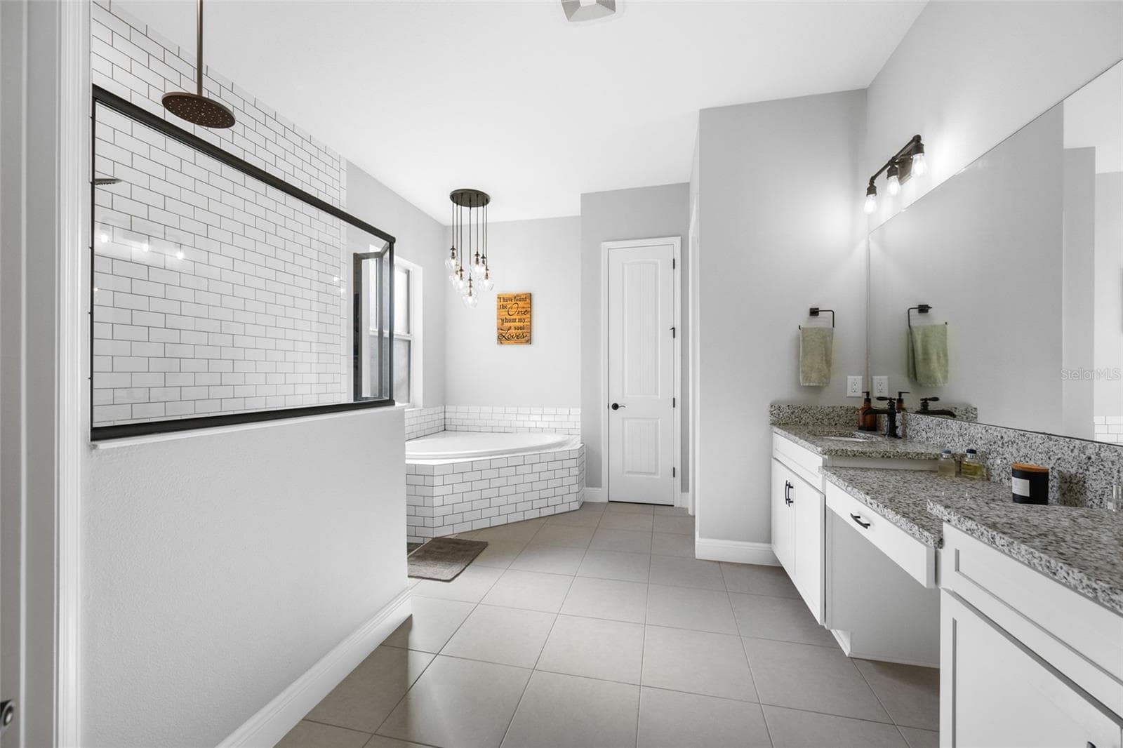 Primary Ensuite bath - 4161 GLADE WOOD LOOP, NEW PORT RICHEY
