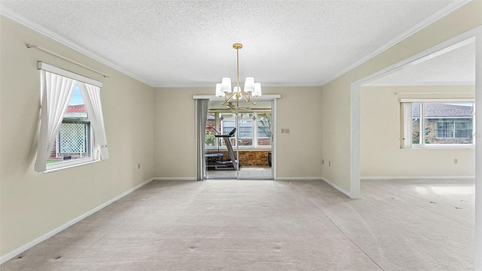 Single Family Residence at 450 NIGHTHAWK DR, LAKELAND, photo 10 of 30