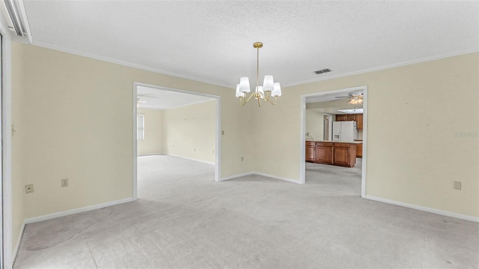 Single Family Residence at 450 NIGHTHAWK DR, LAKELAND, photo 12 of 30