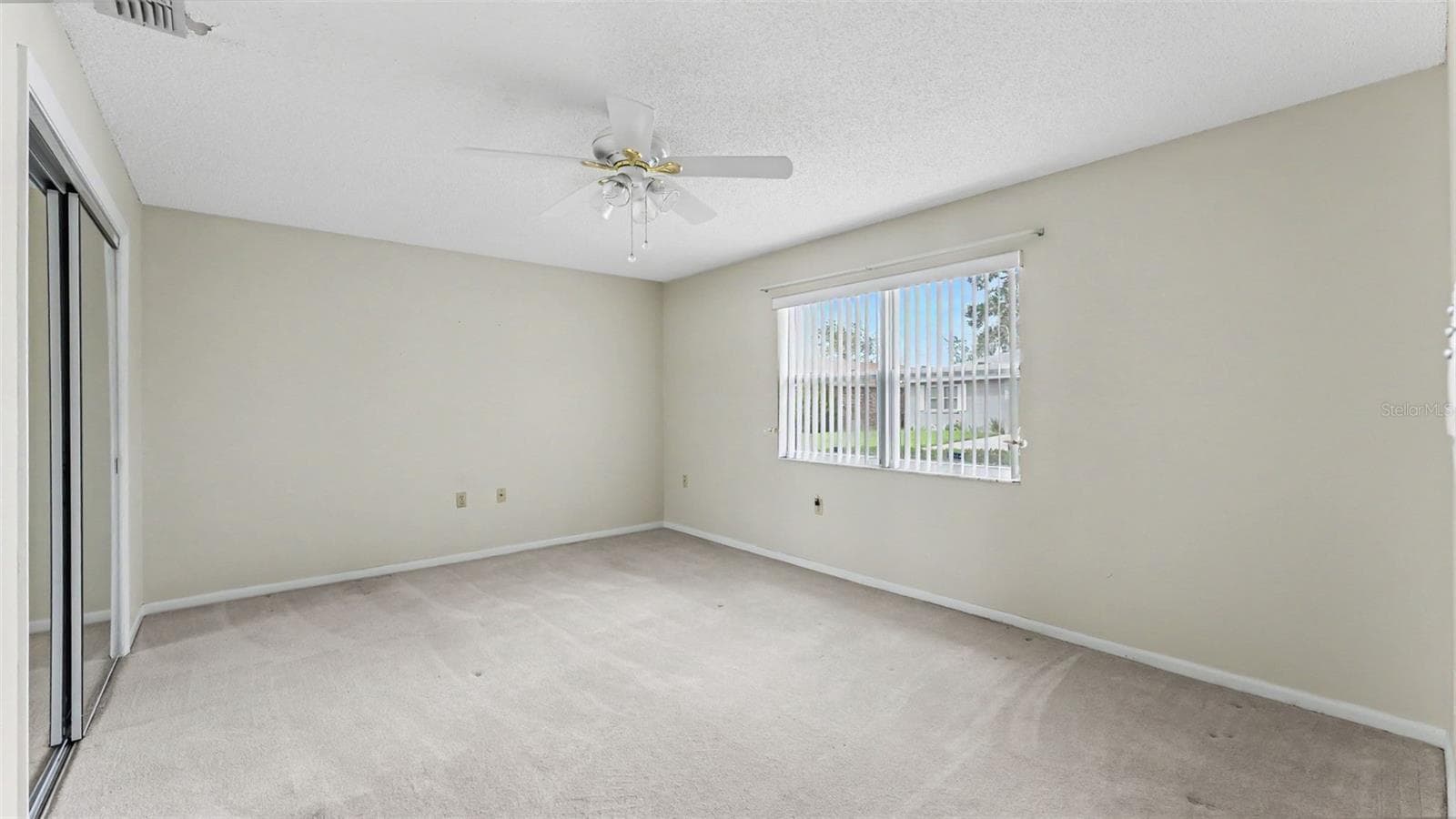 Single Family Residence at 450 NIGHTHAWK DR, LAKELAND, photo 17 of 30