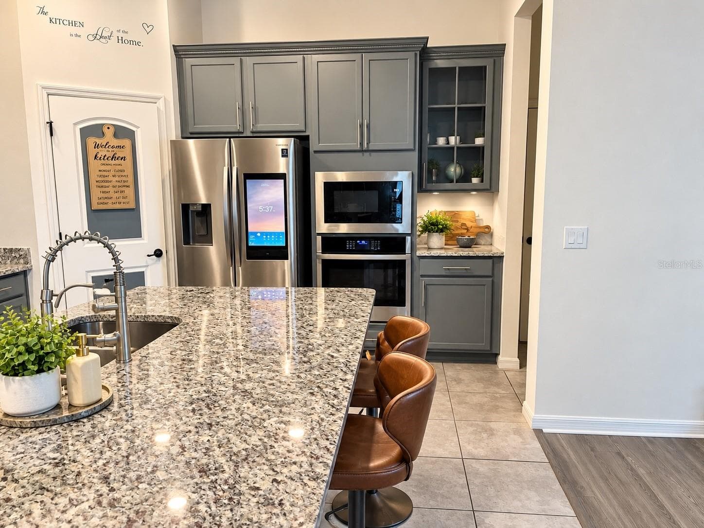 Single Family Residence at 2264 EMERALD SPRINGS DR, APOPKA, photo 4 of 12