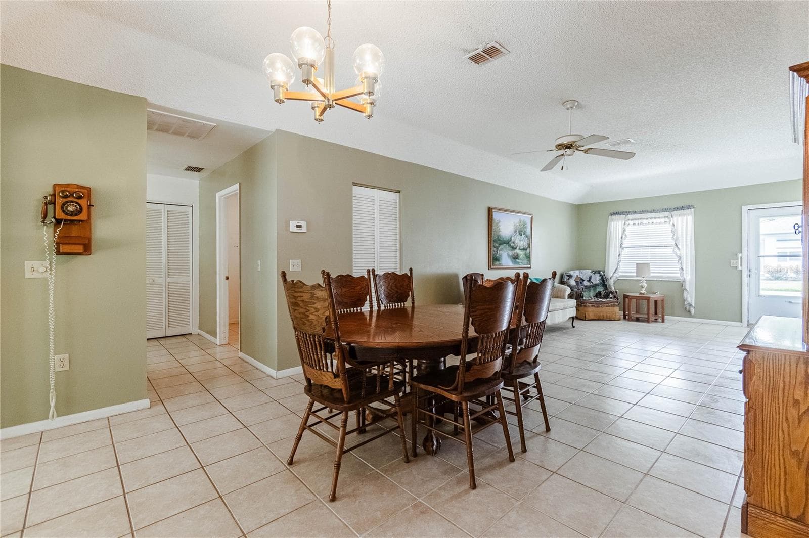 4912 Dawnview Ln dining - 4912 DAWNVIEW LN, LAKELAND