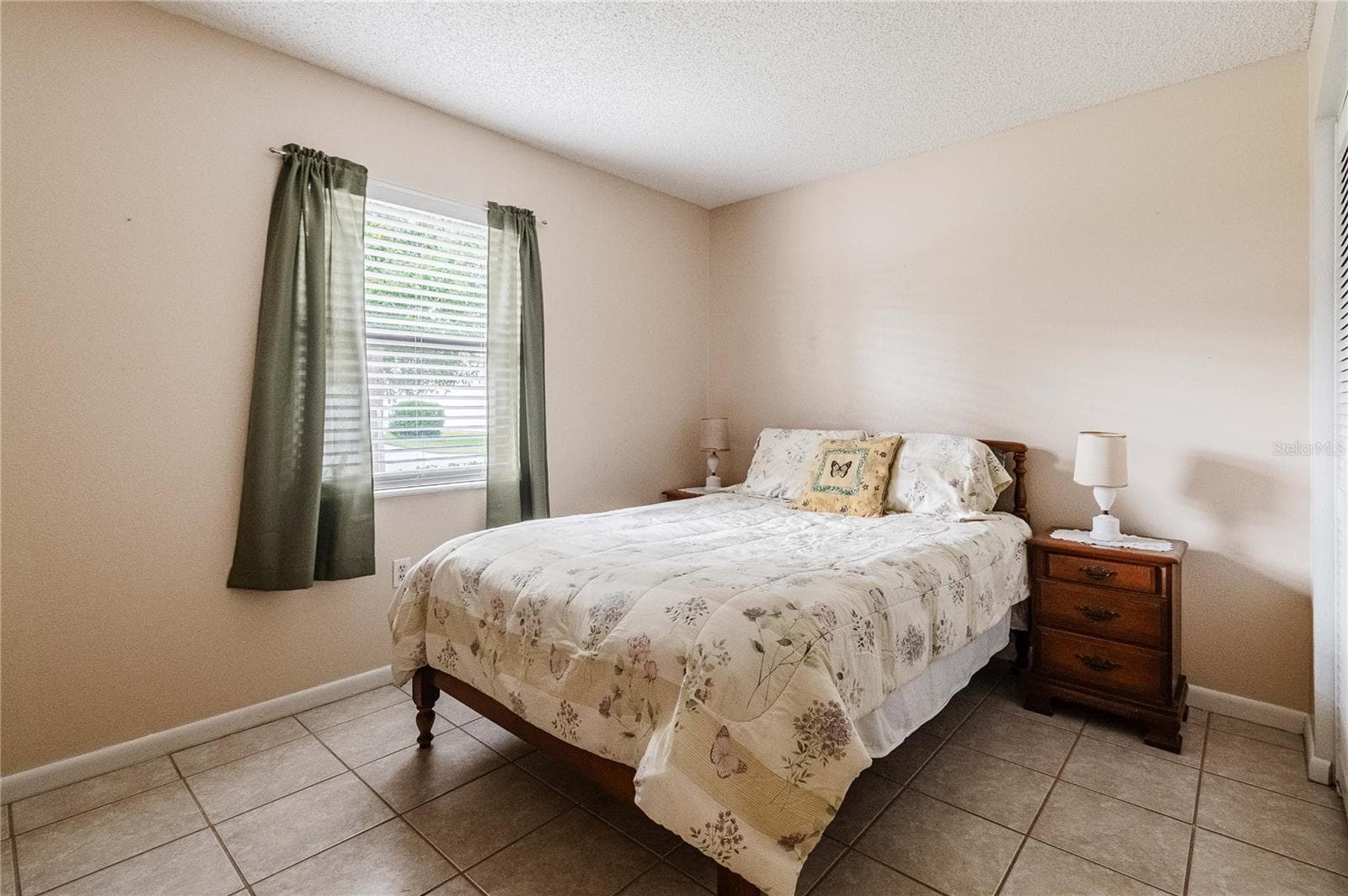bedroom 2 - 4912 DAWNVIEW LN, LAKELAND