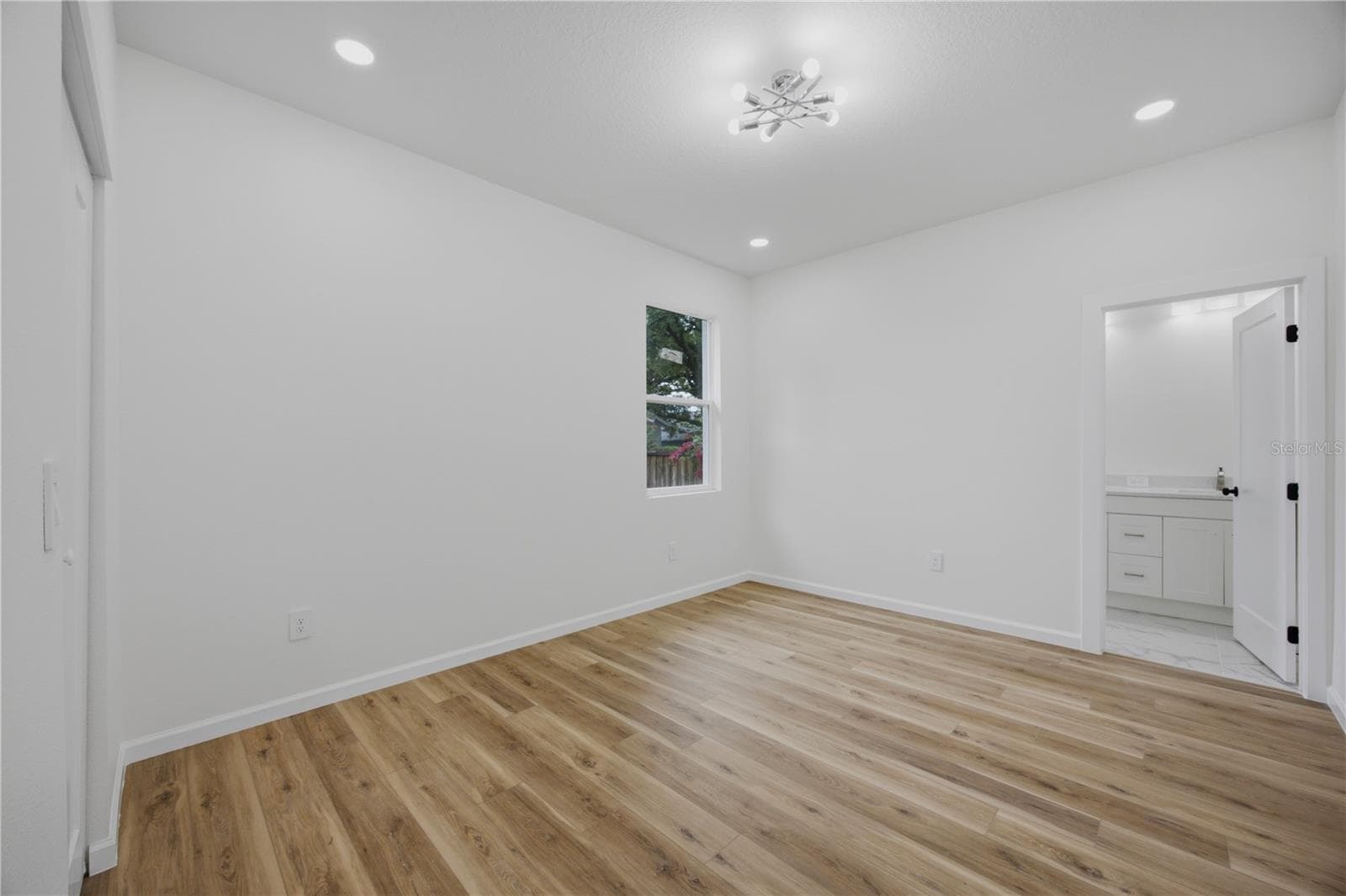 Single Family Residence at 3109 E 22ND AVE, TAMPA, photo 9 of 31