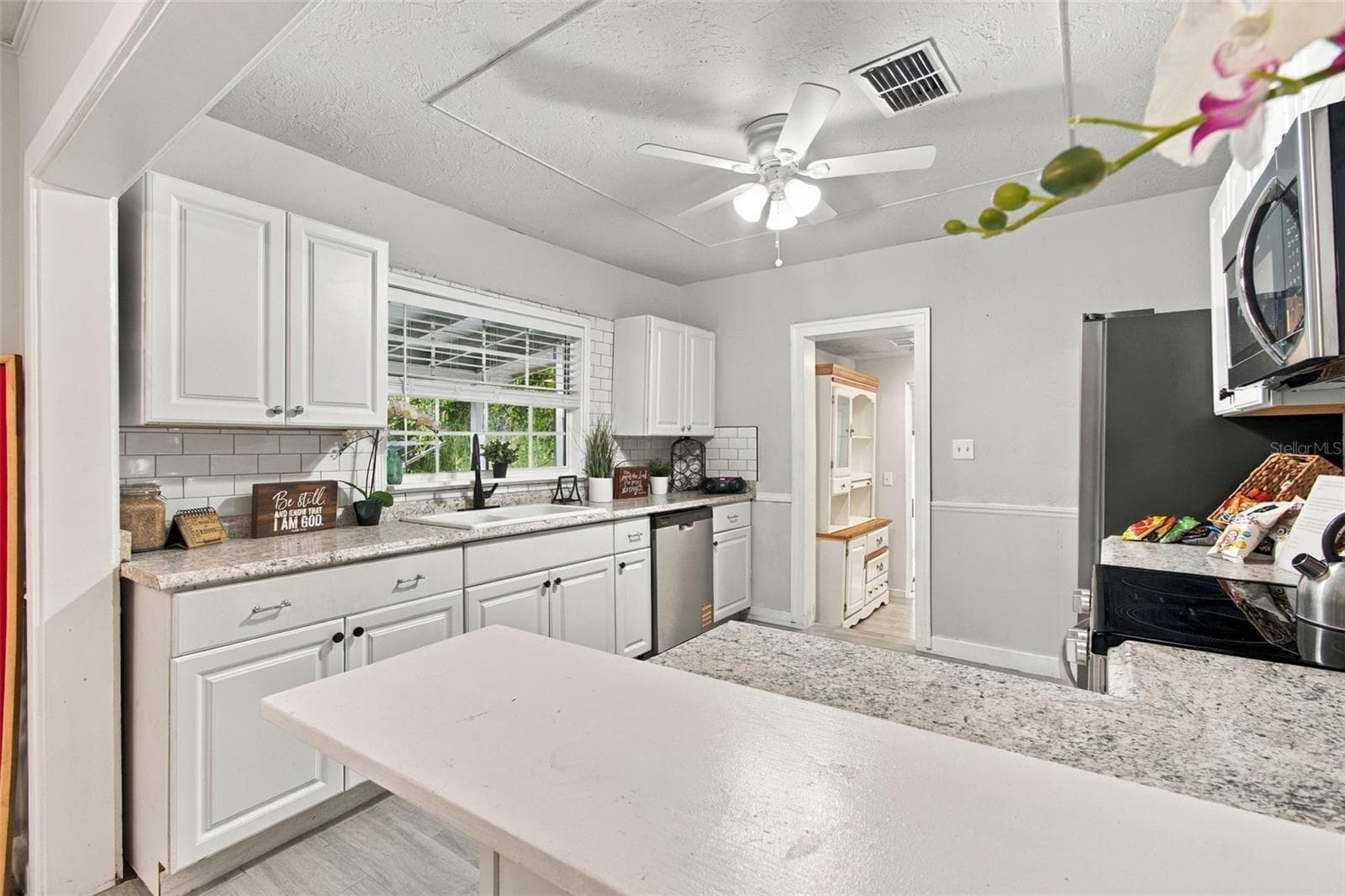 Single Family Residence at 2115 55TH AVE E, BRADENTON, photo 21 of 58