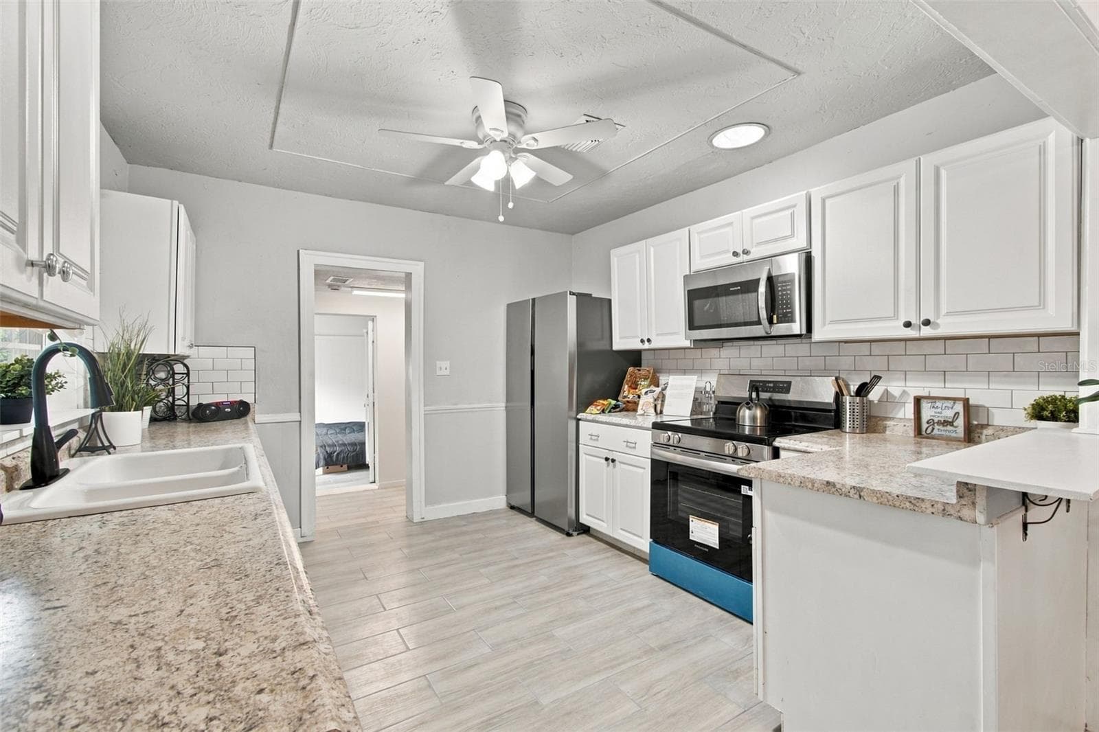 Single Family Residence at 2115 55TH AVE E, BRADENTON, photo 23 of 58